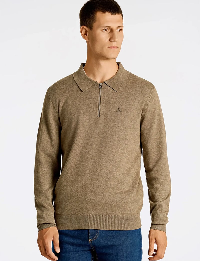 Lindbergh - Ecovero L/S zip polo - langärmelige gestrickte polohemden - dk sand mel - 3