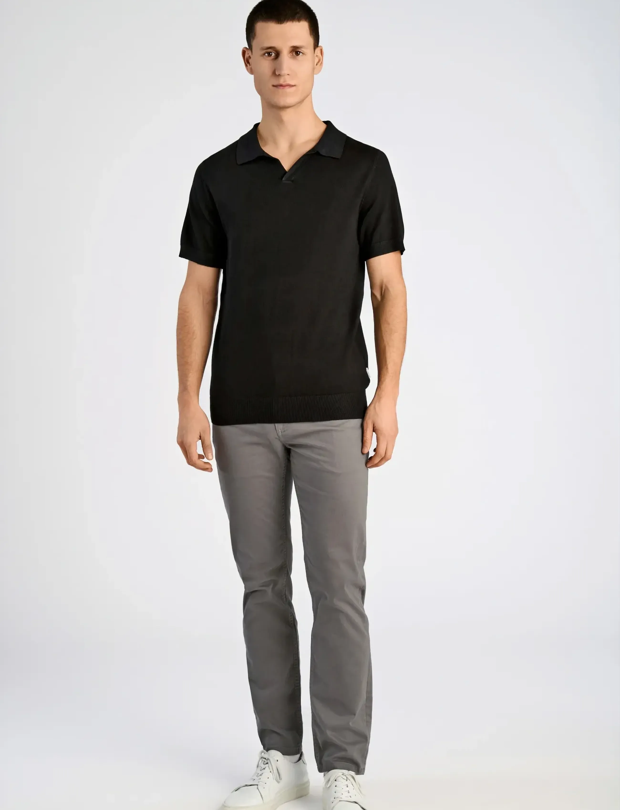 Ecovero S/S V-Neck Polo