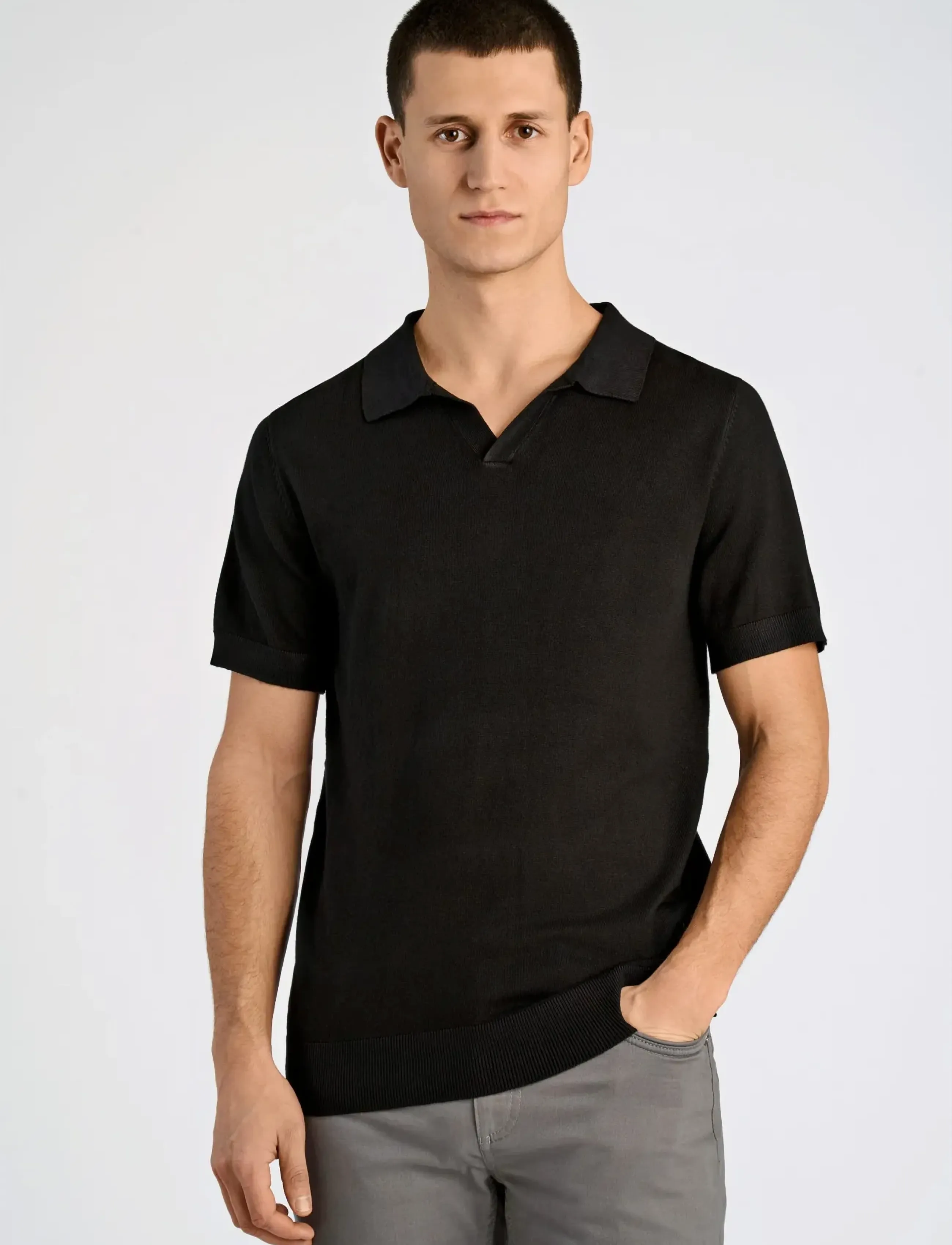 Ecovero S/S V-Neck Polo 2