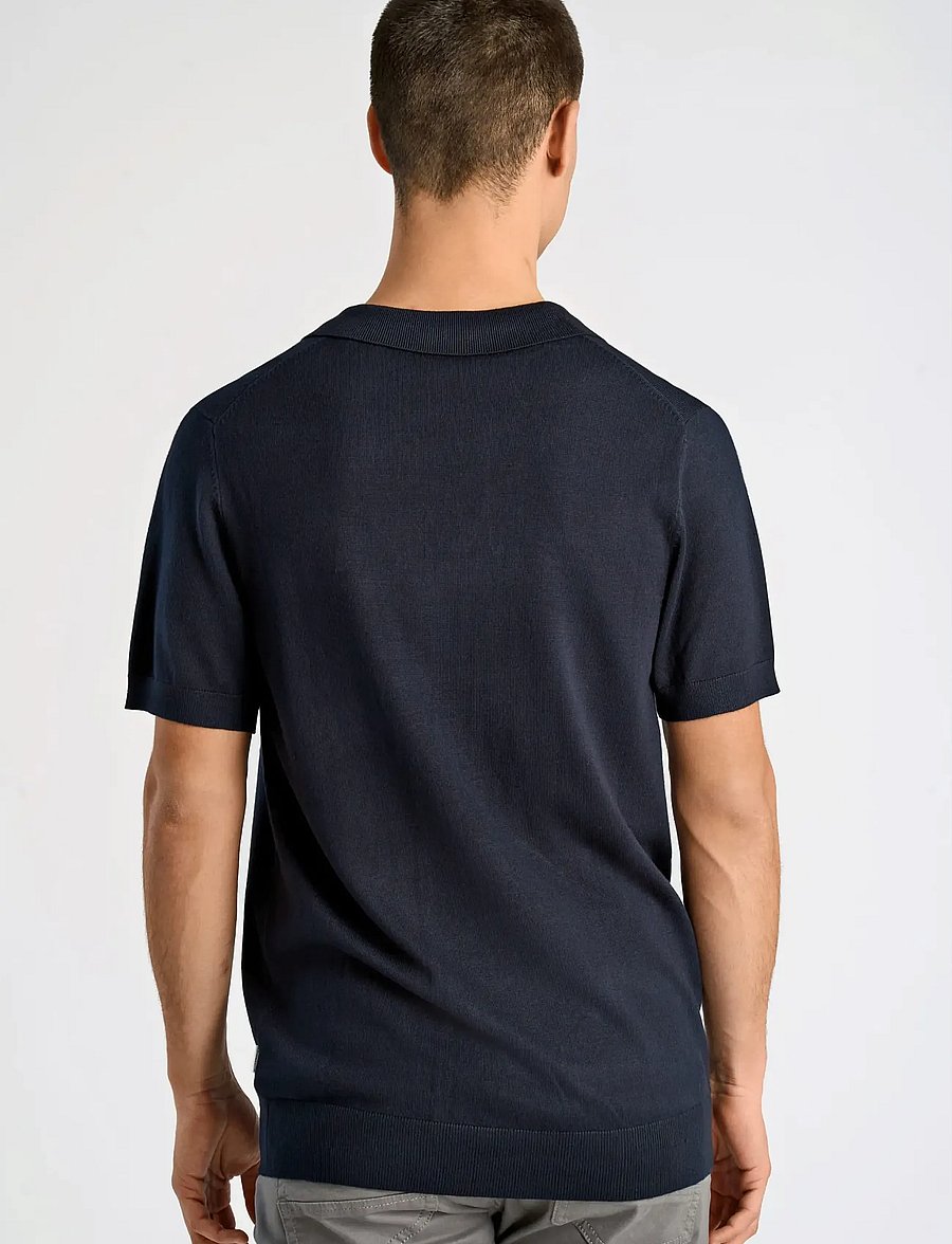 Lindbergh - Ecovero S/S v-neck polo - stickade pikéer - navy - 4