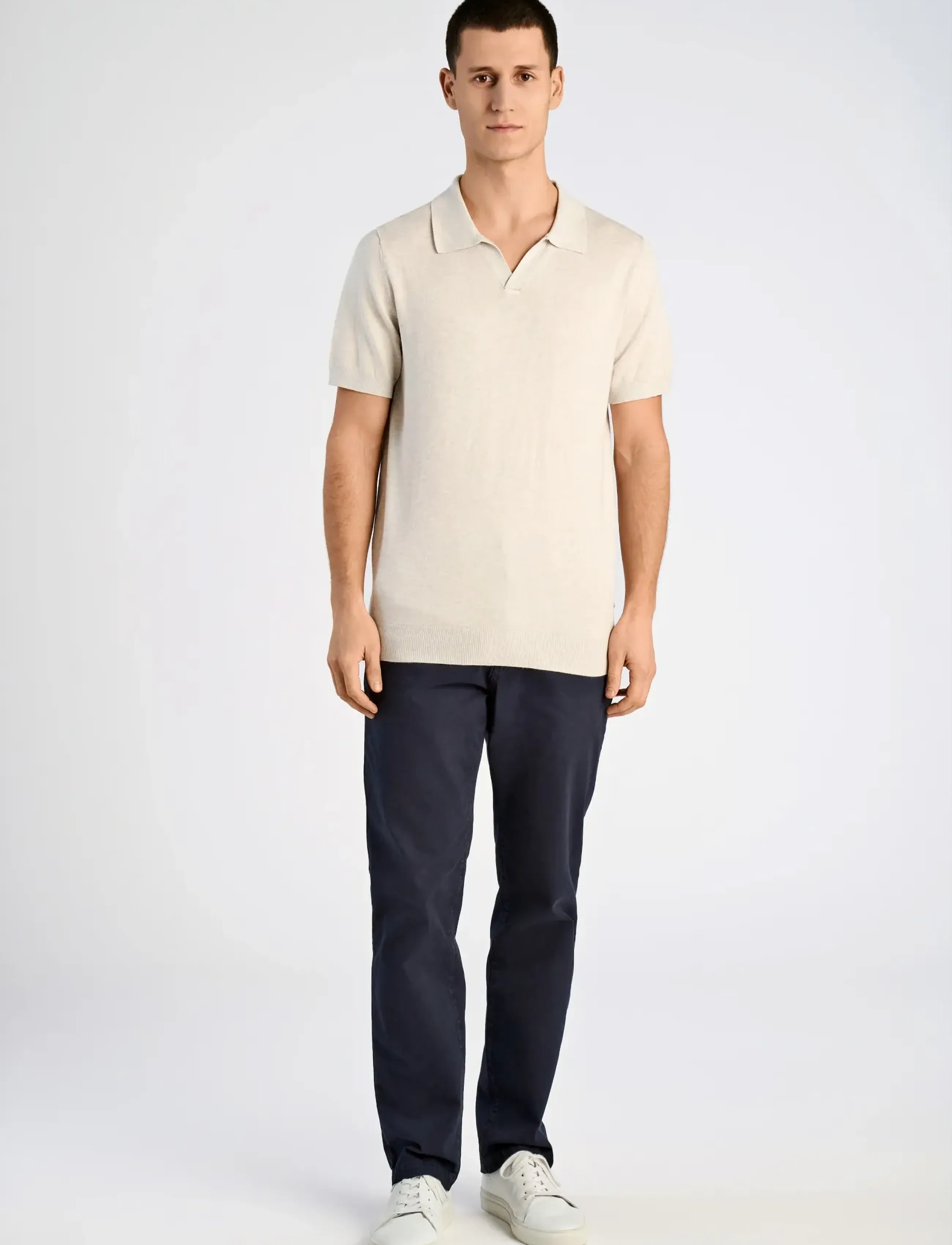 Lindbergh Ecovero S/S v-neck polo - Urlaubsfavoriten - OFF WHITE MEL / cream