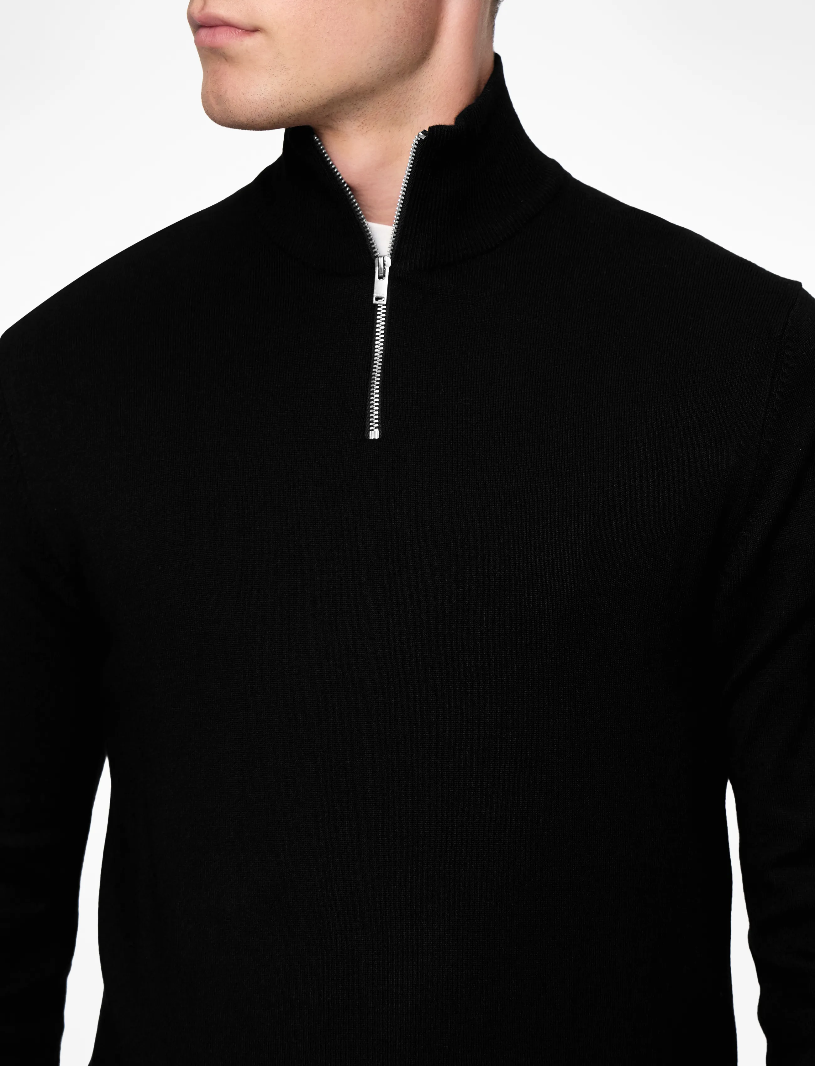 Lindbergh Ecovero Half Zip L/S Knit stickade tröjor herr – bild 6