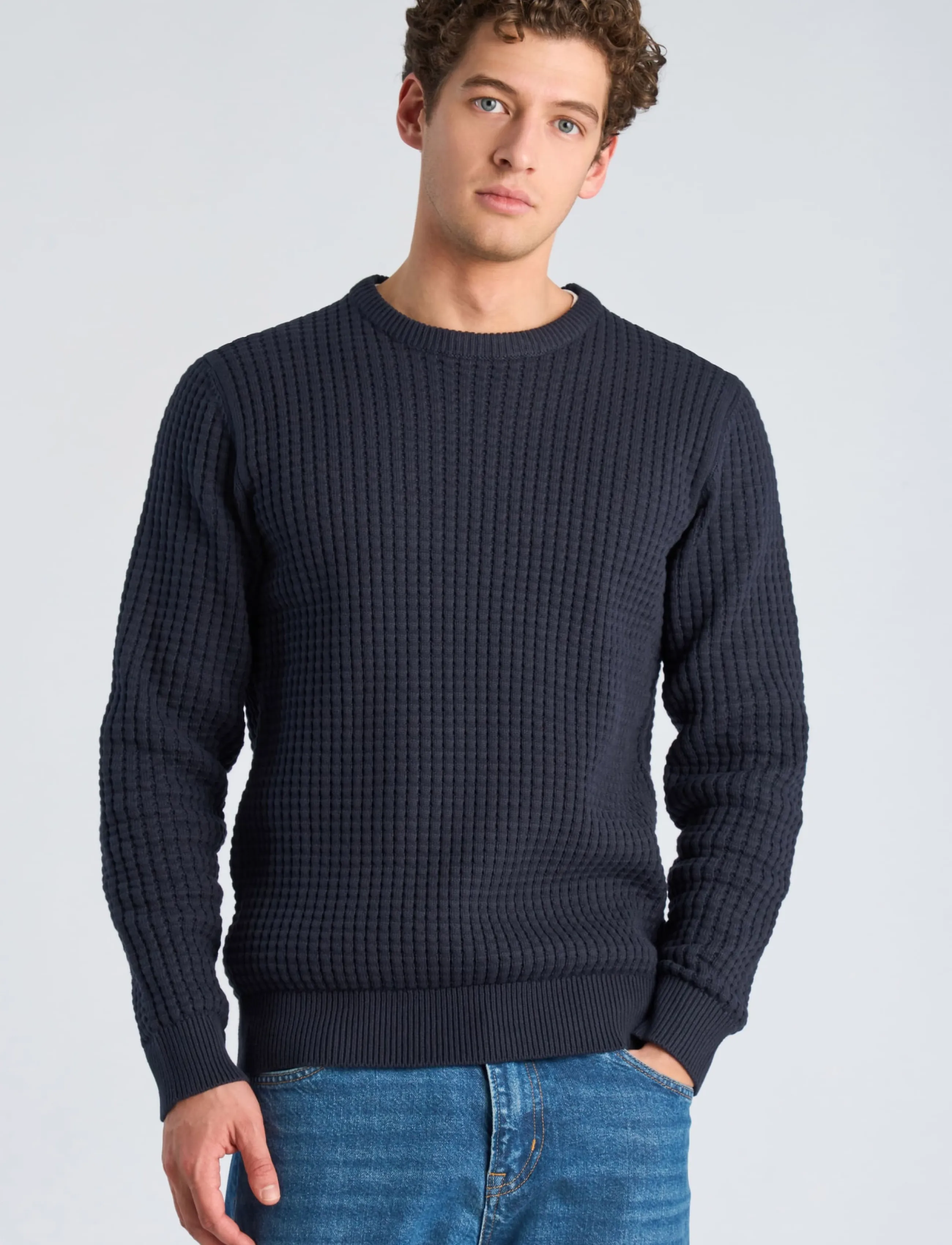 Lindbergh - Structure o-neck knit - navy - 3