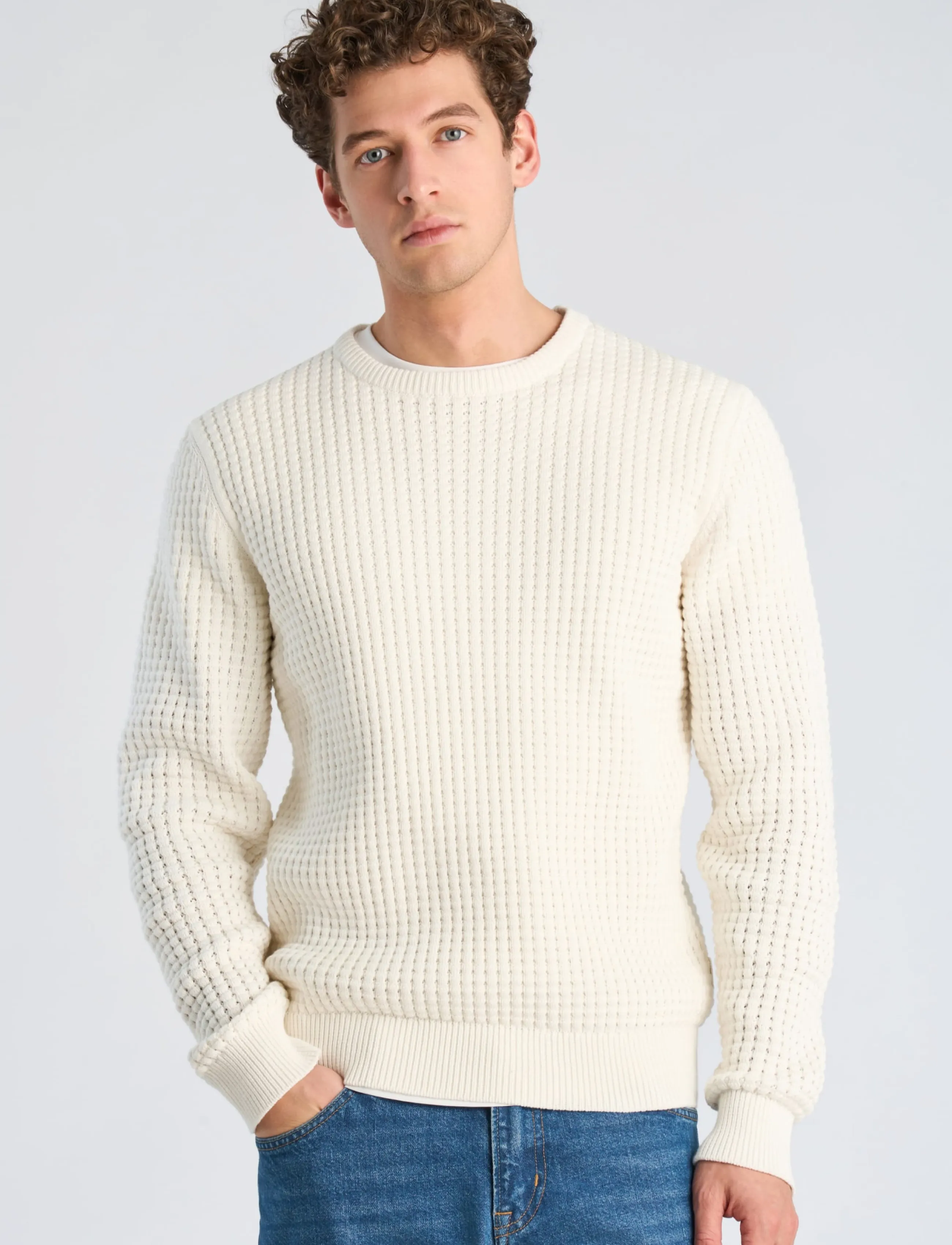 Lindbergh - Structure o-neck knit - white - 3