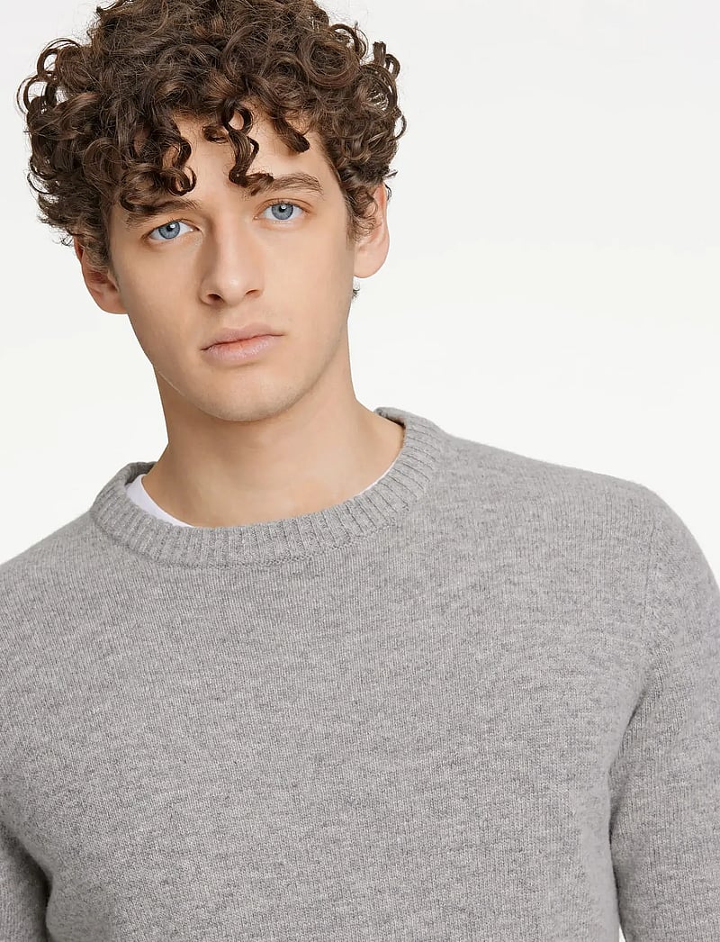 Lindbergh - Lambswool o-neck knit - rundhalsad - mid grey mel - 3