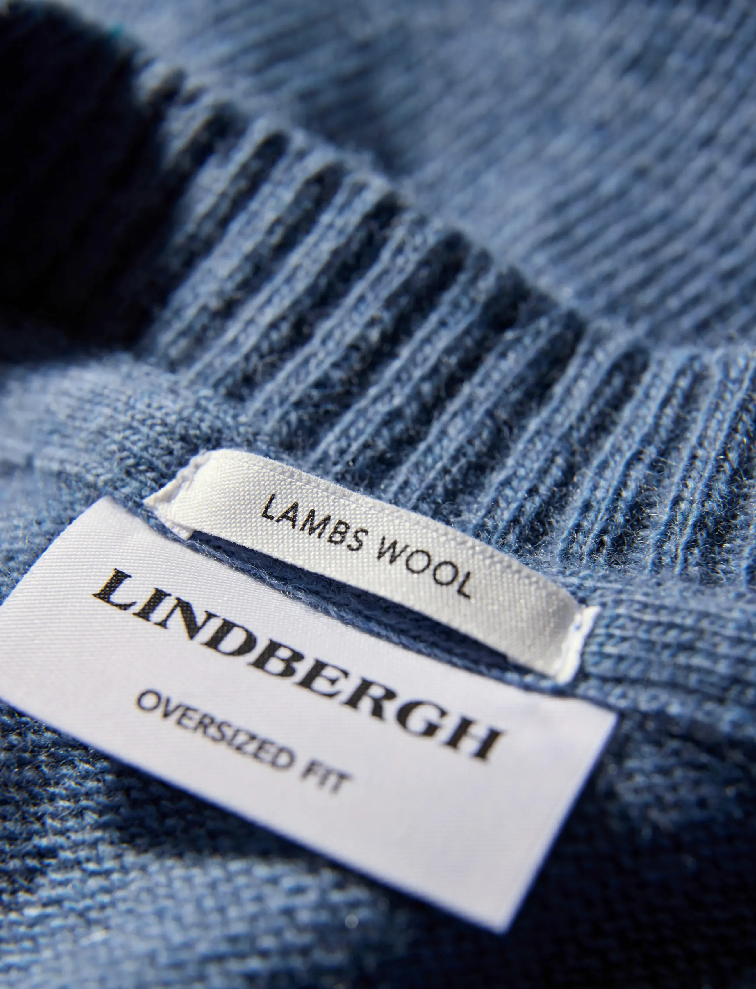 Lindbergh - Lambswool v-neck slipover - knitted vests - blue ice mel - 2