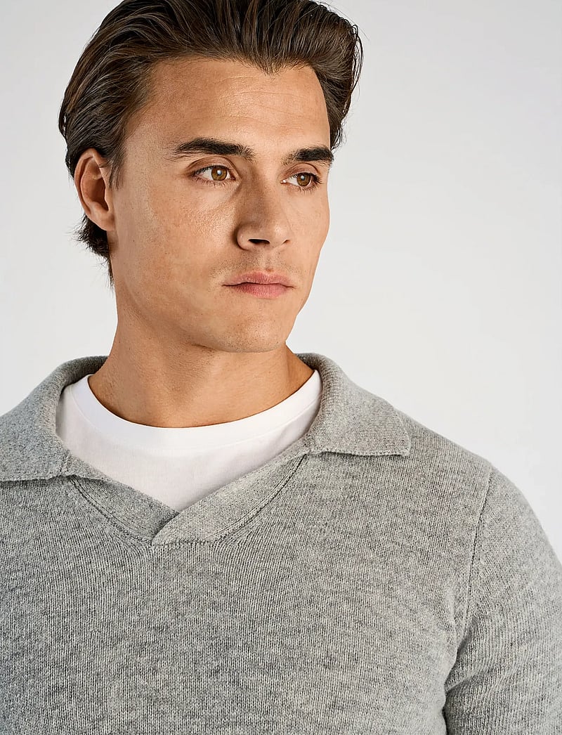 Lindbergh - Lambswool L/S v-neck polo - polostrik - mid grey mel - 5