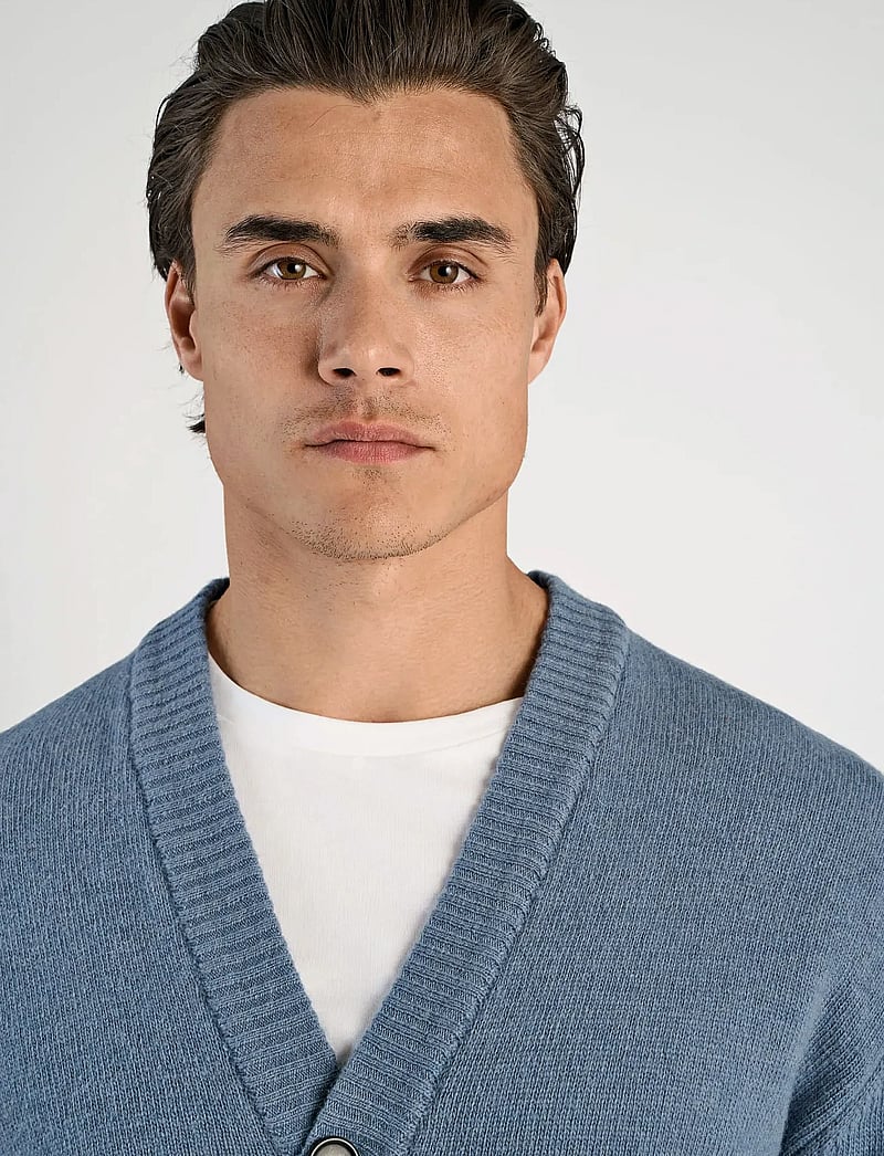 Lindbergh - Lambswool button cardigan - koftor - blue ice mel - 3