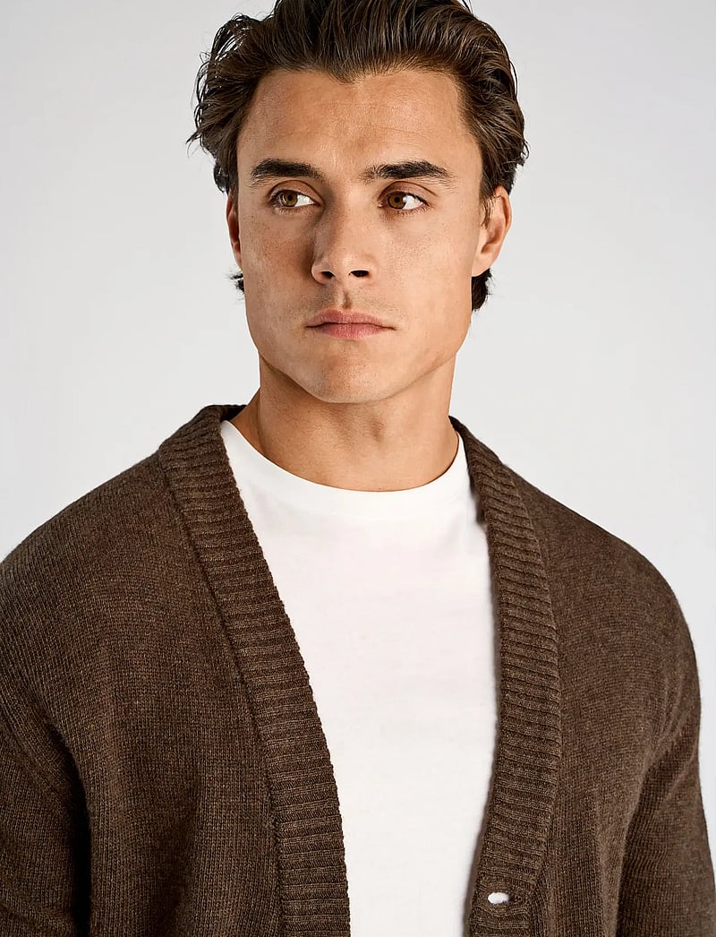 Lindbergh - Lambswool button cardigan - koftor - dk brown mel - 5