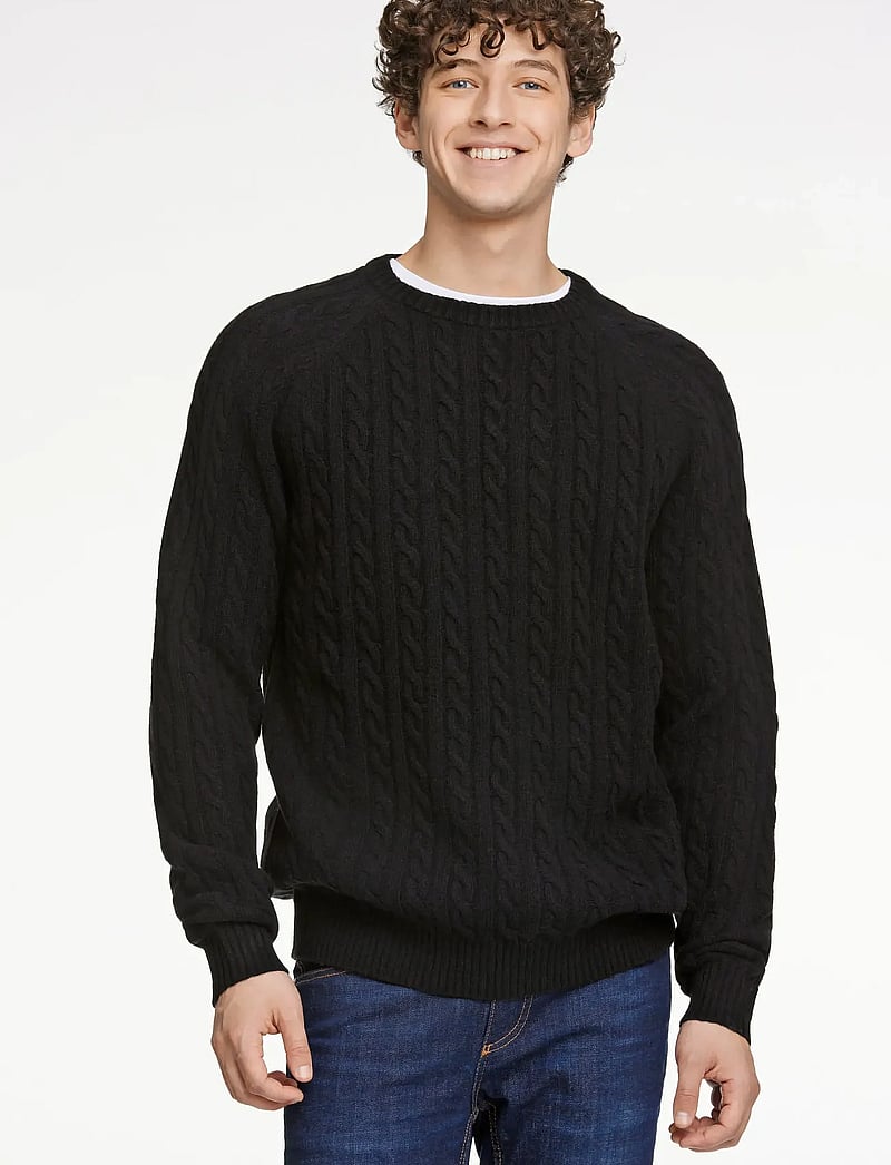 Lindbergh - Lambswool raglan cable o-neck knit - pyöreäaukkoiset - black - 5