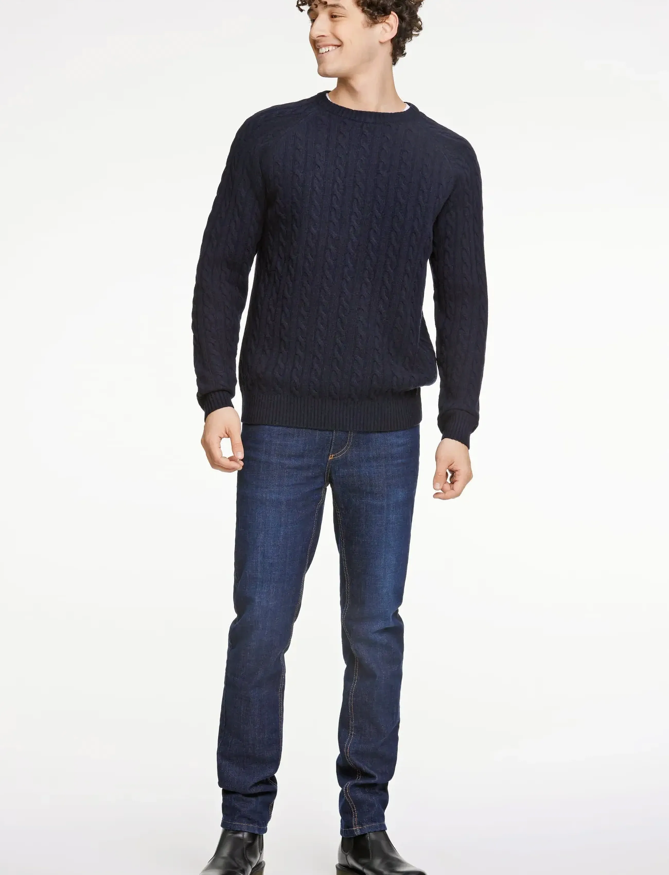 Lindbergh Lambswool Raglan Cable O-Neck Knit, M, Navy, Strik > Runde Halse, Herre