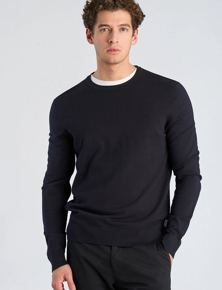 Lindbergh - Soft viscose blend o-neck knit - round necks - navy blue - 3