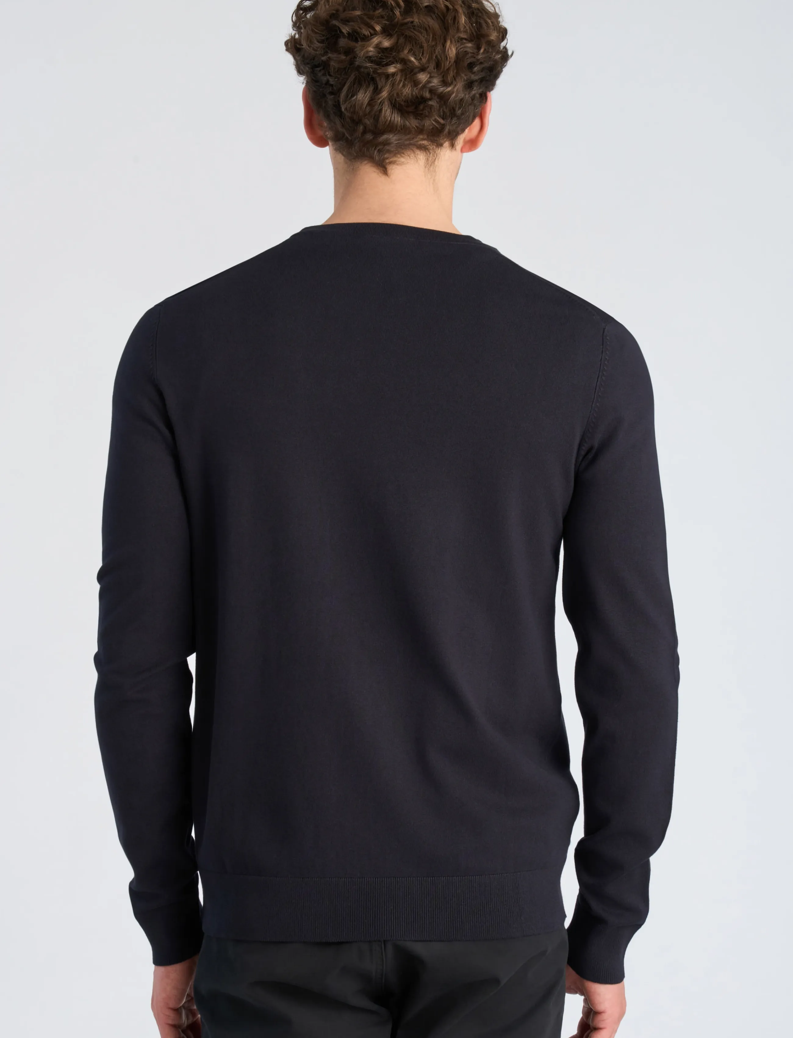 Lindbergh - Soft viscose blend o-neck knit - round necks - navy blue - 4