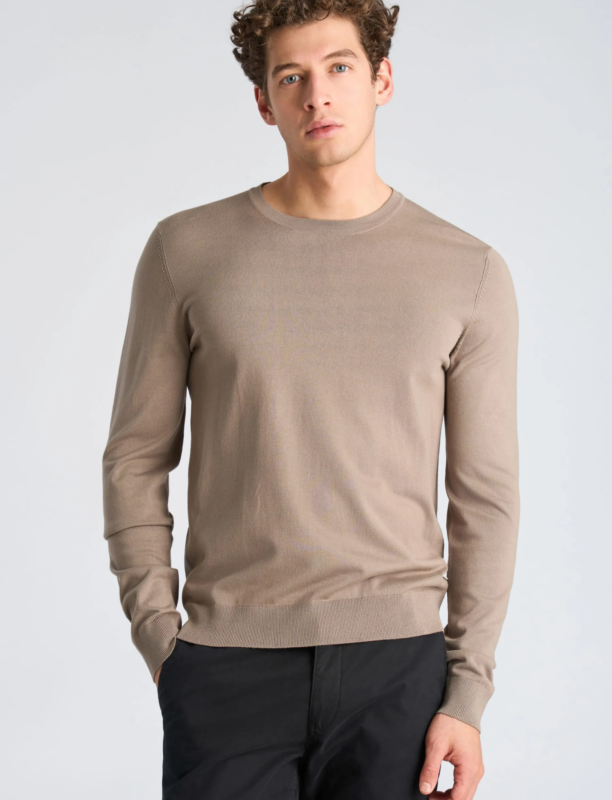 Lindbergh - Soft viscose blend o-neck knit - round necks - stone - 4