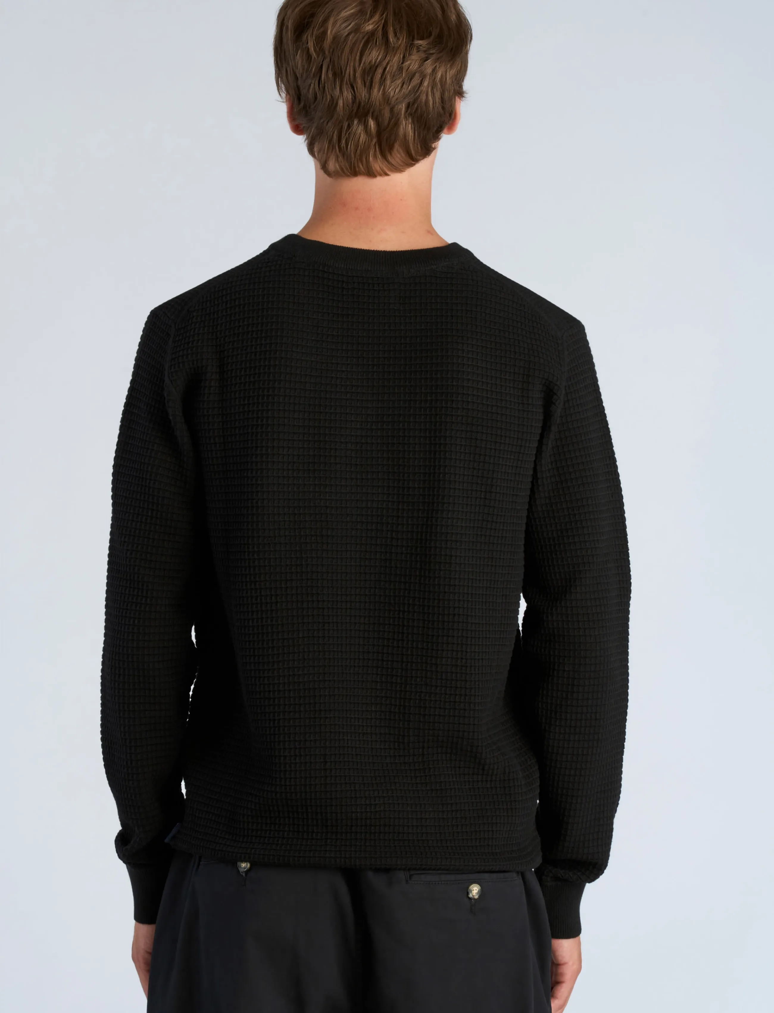 Lindbergh - Structure o-neck knit L/S - black - 4
