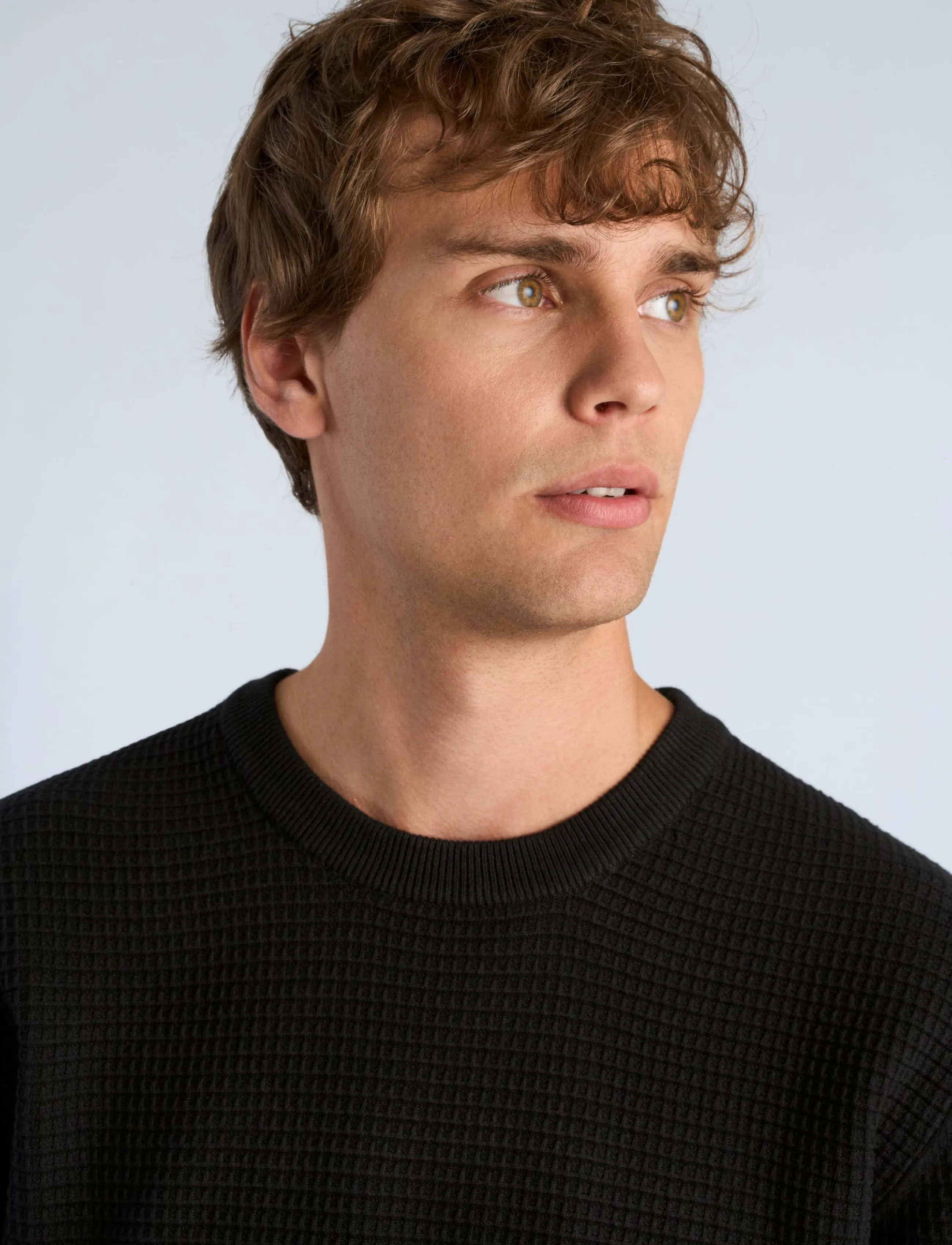 Lindbergh - Structure o-neck knit L/S - black - 5