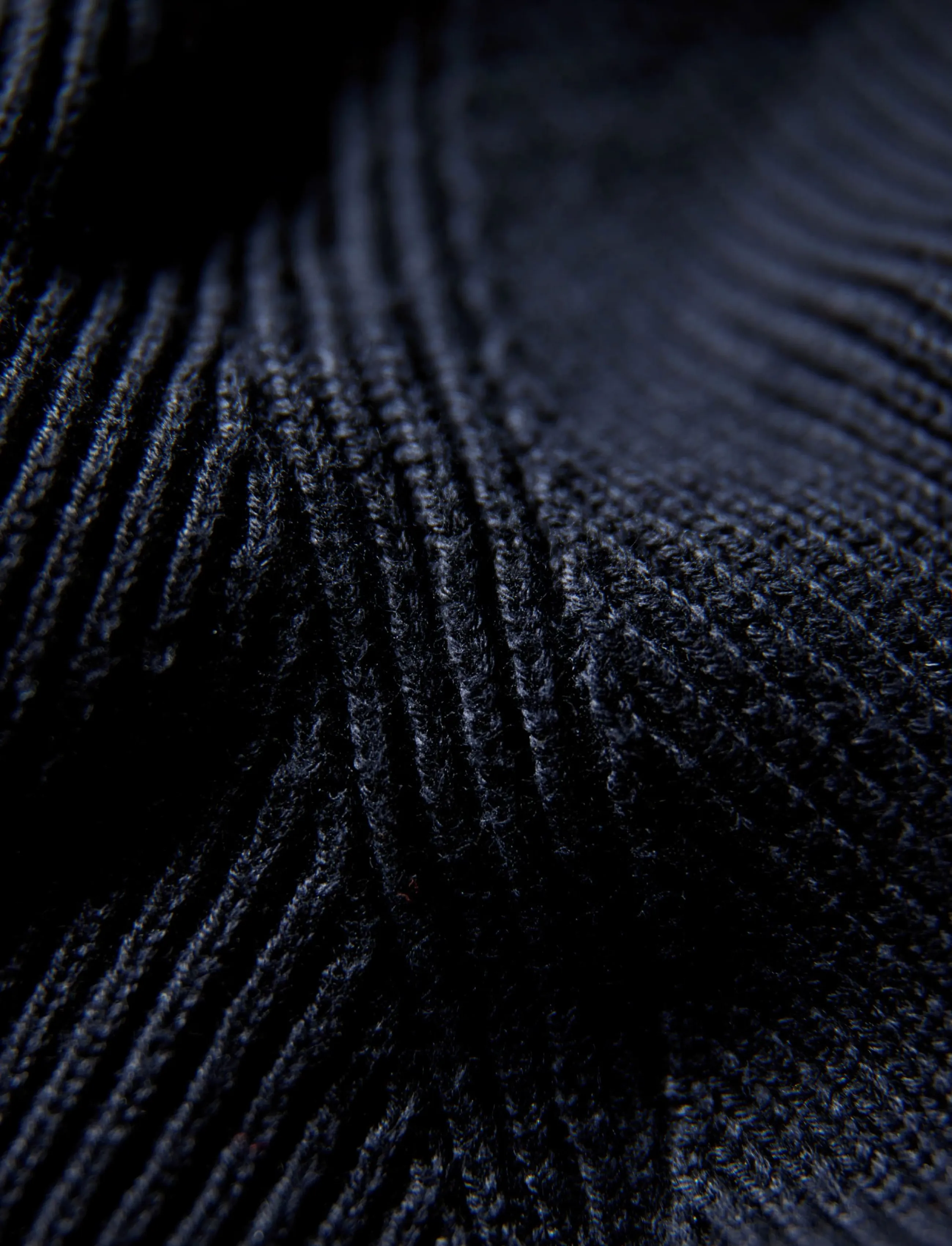 Lindbergh - Rib knitted o-neck knit - rund hals - black - 2