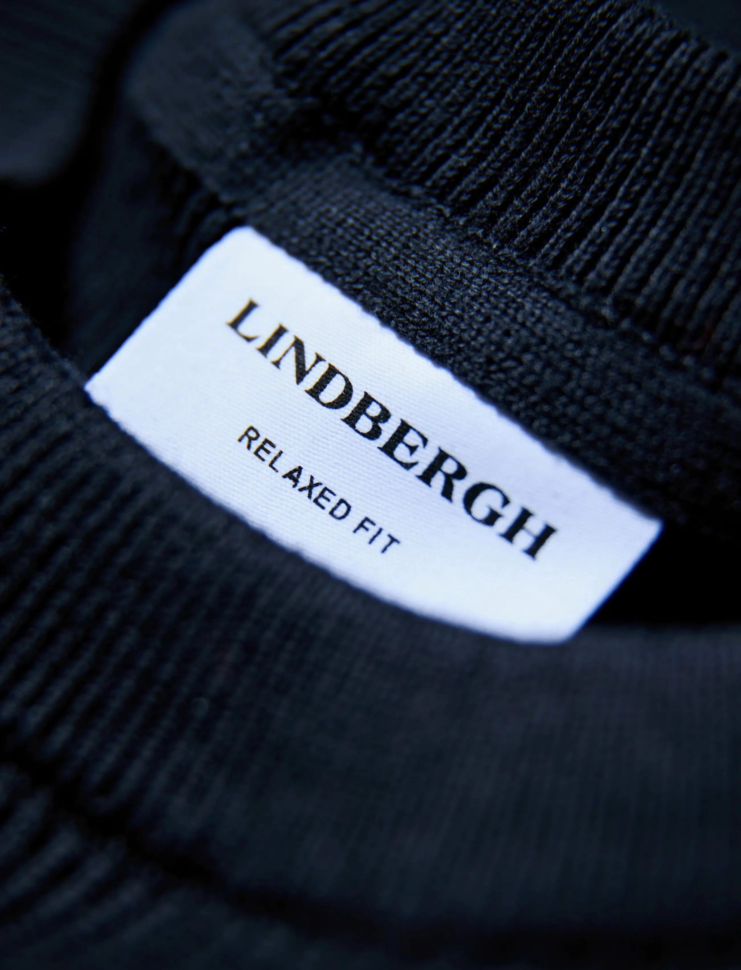 Lindbergh - Rib knitted o-neck knit - rund hals - black - 4