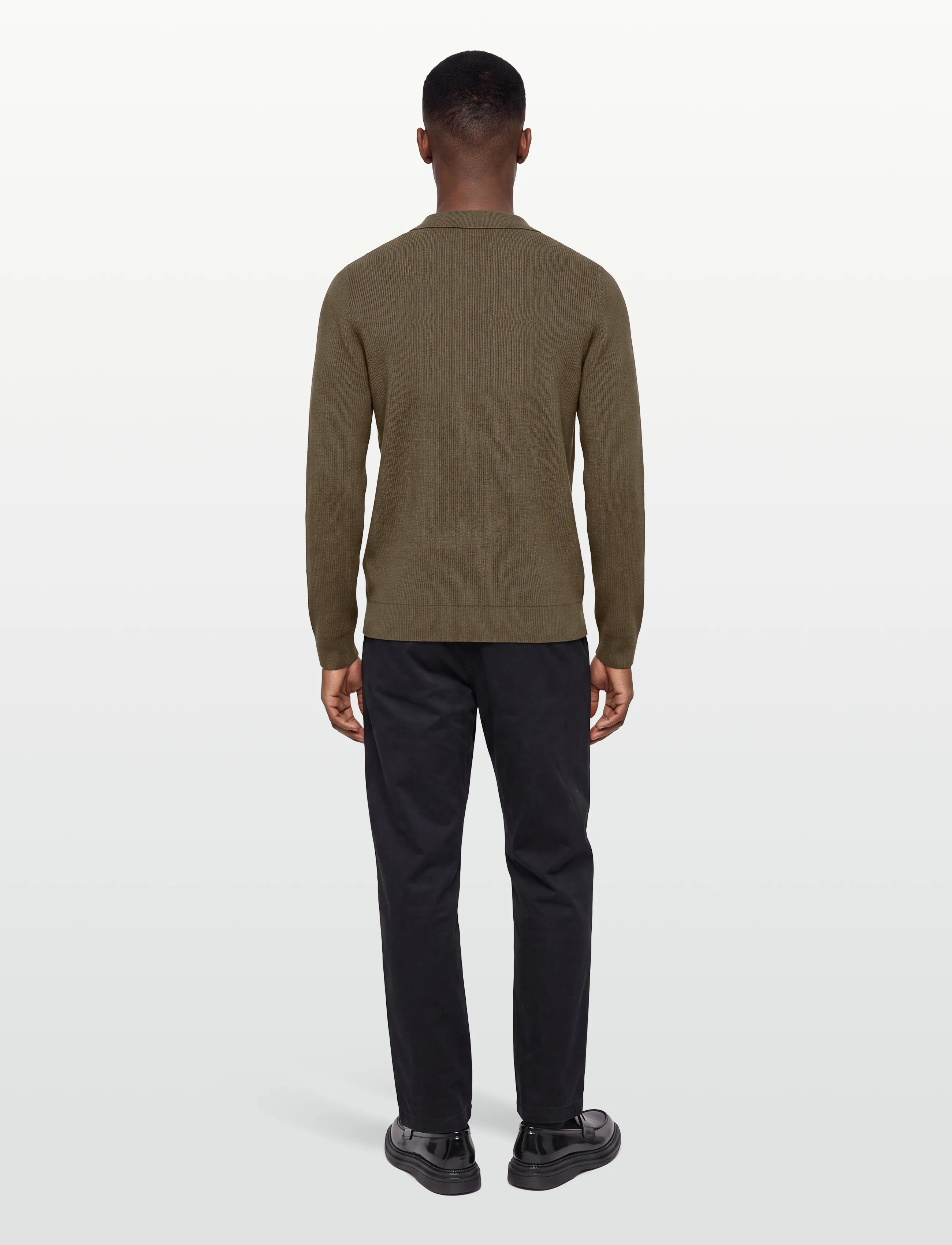 Lindbergh - Rib knitted L/S v-neck polo - adīti polo krekli ar garām piedurknēm - army - 4