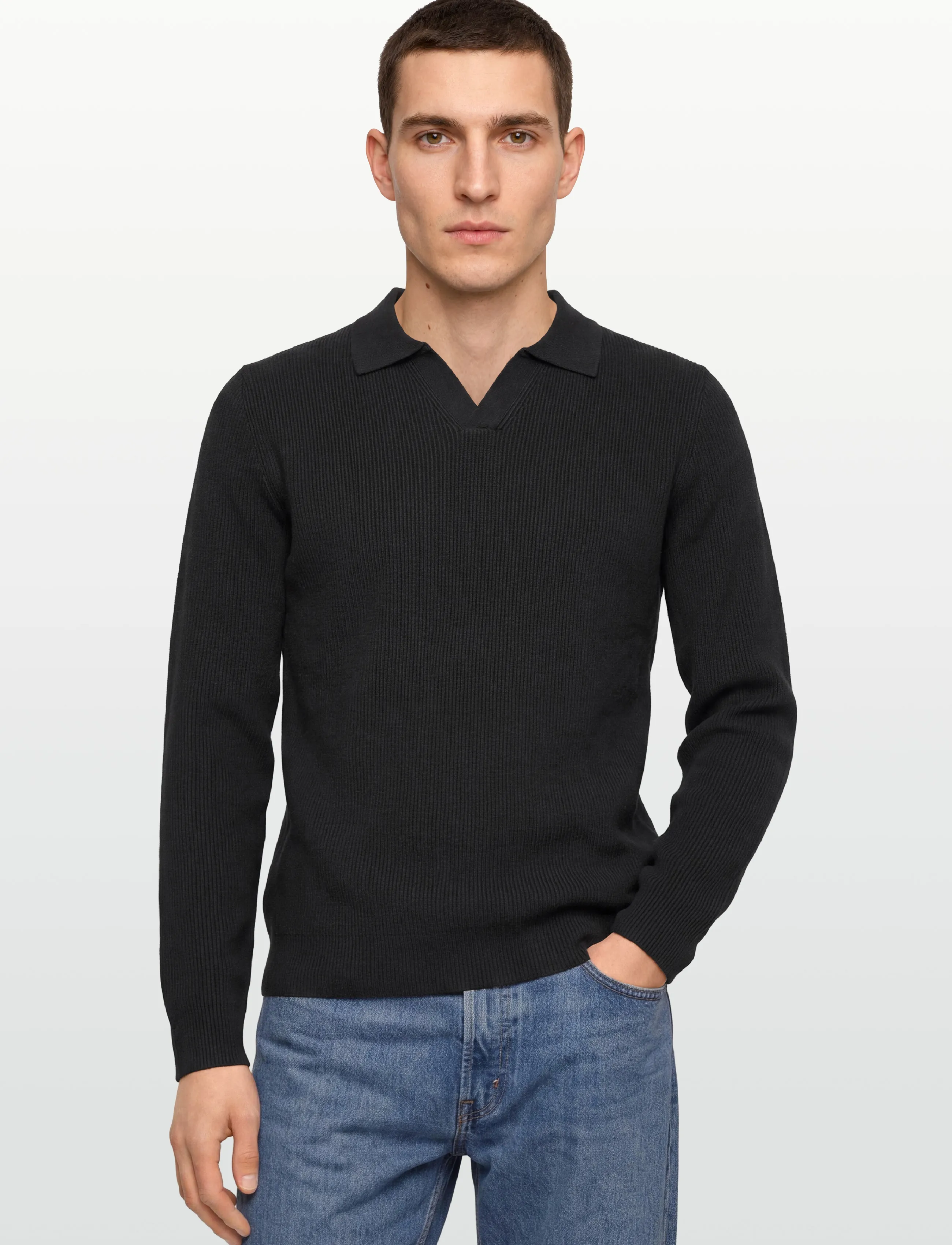 Rib Knitted L/S V-Neck Polo 2