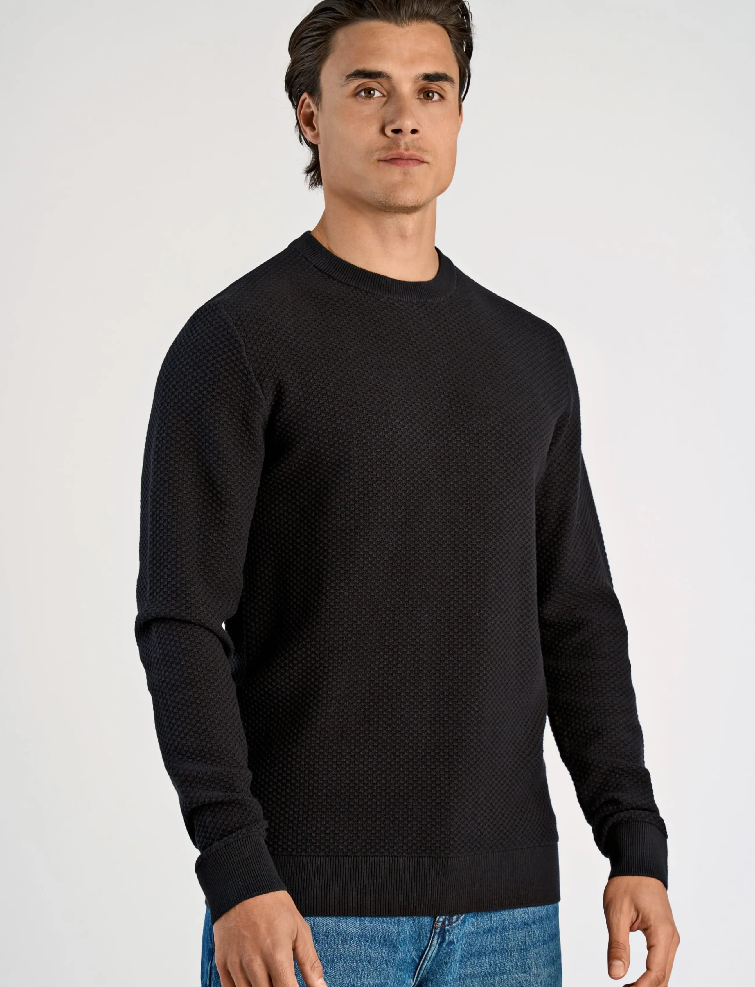 Lindbergh Structure O-Neck Knit stickade tröjor herr – bild 2