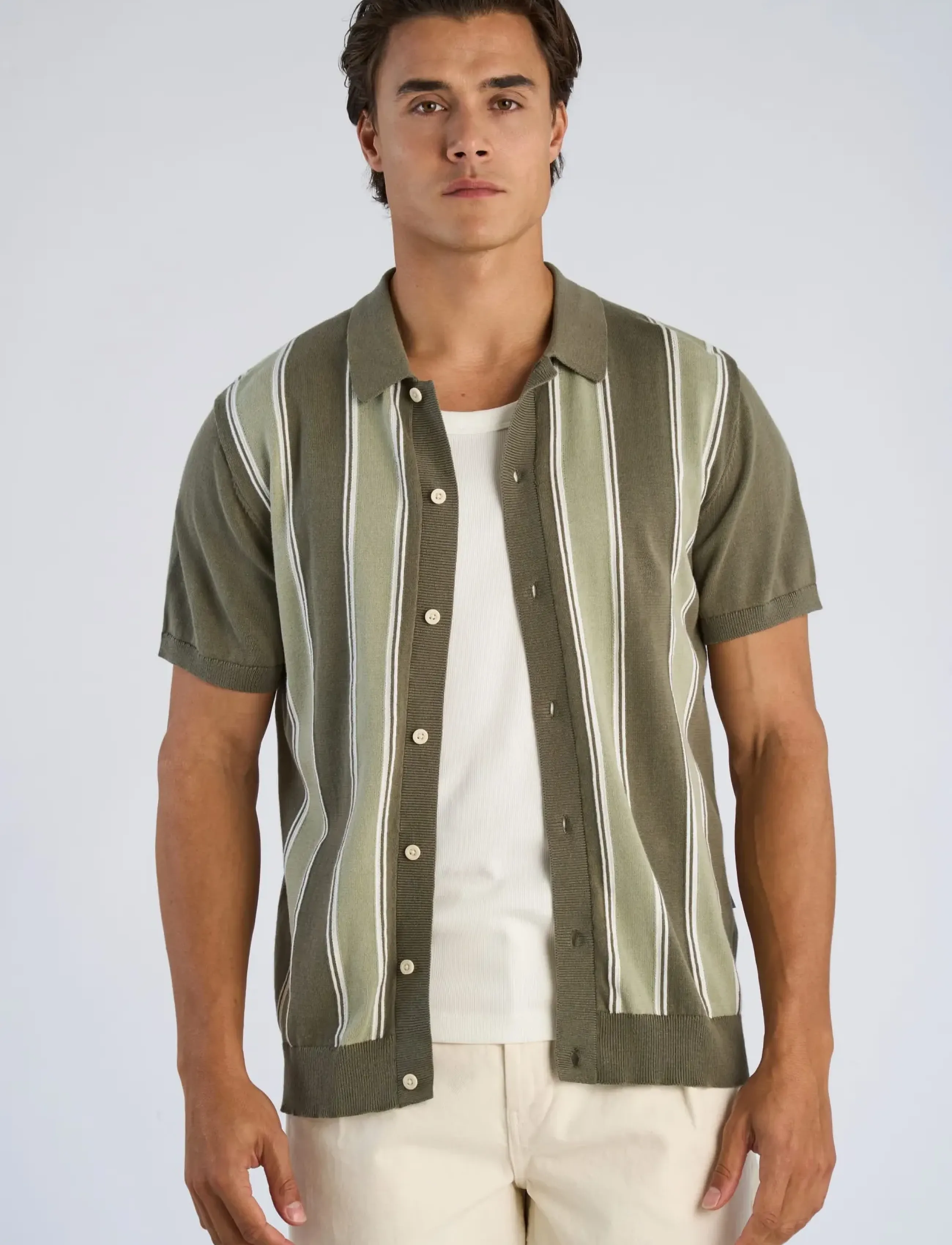 Lindbergh - Knitted polo cardigan - kurzarmhemden - dk olive - 3