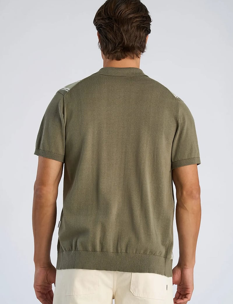 Lindbergh - Knitted polo cardigan - kortærmede skjorter - dk olive - 4