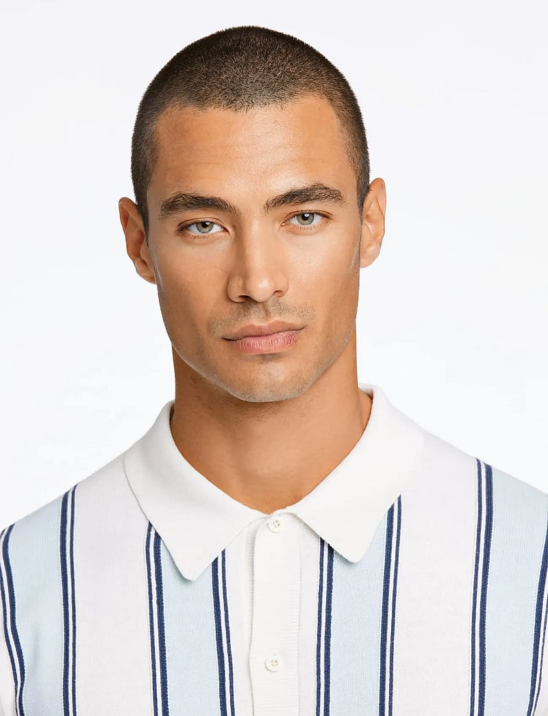 Lindbergh - Knitted polo cardigan - kurzarmhemden - off white - 5