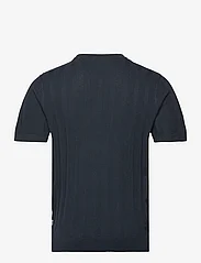 Lindbergh - Knitted crew neck t-shirt - short-sleeved t-shirts - navy - 1