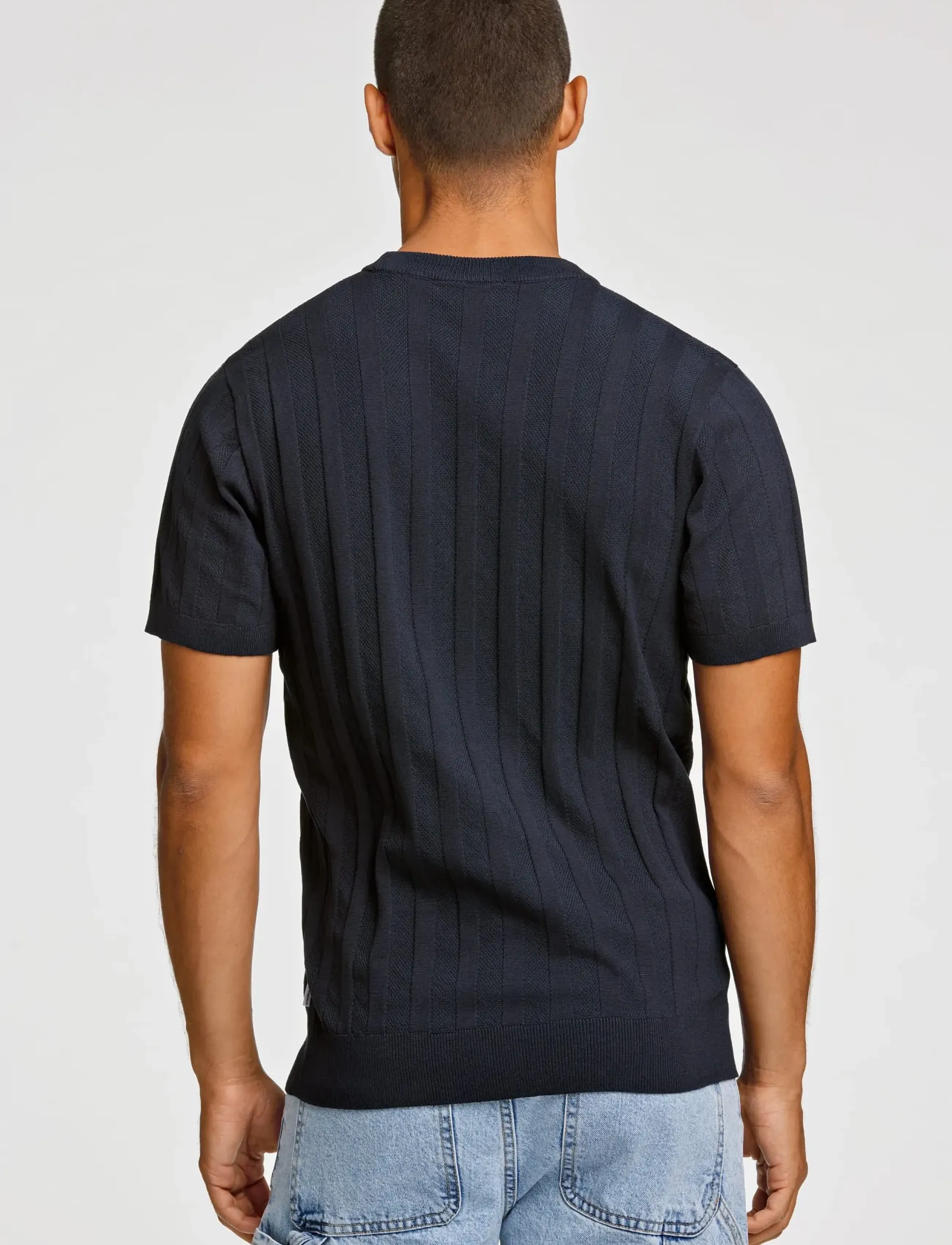 Lindbergh - Knitted crew neck t-shirt - kurzärmelig - navy - 4