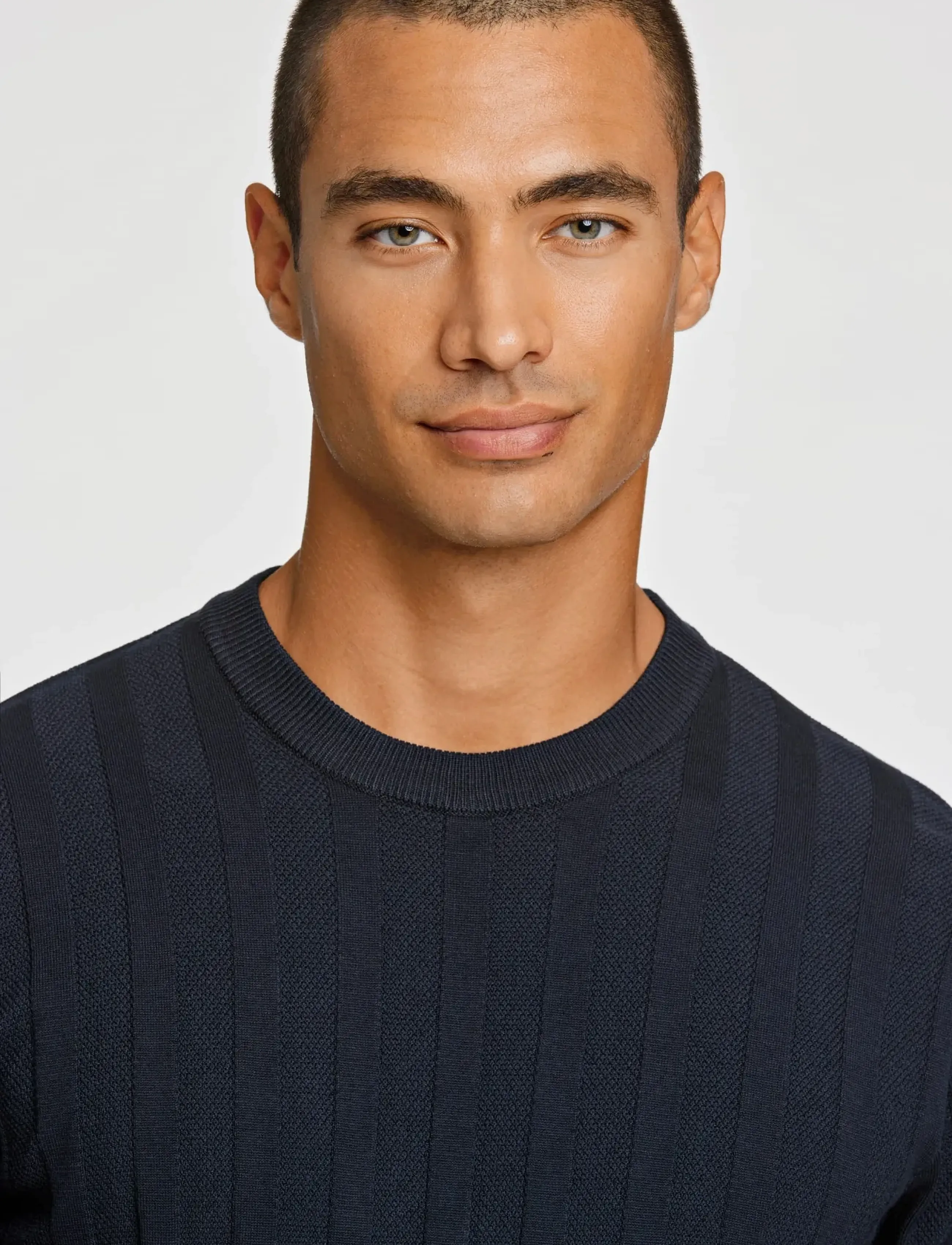 Lindbergh - Knitted crew neck t-shirt - kurzärmelig - navy - 5
