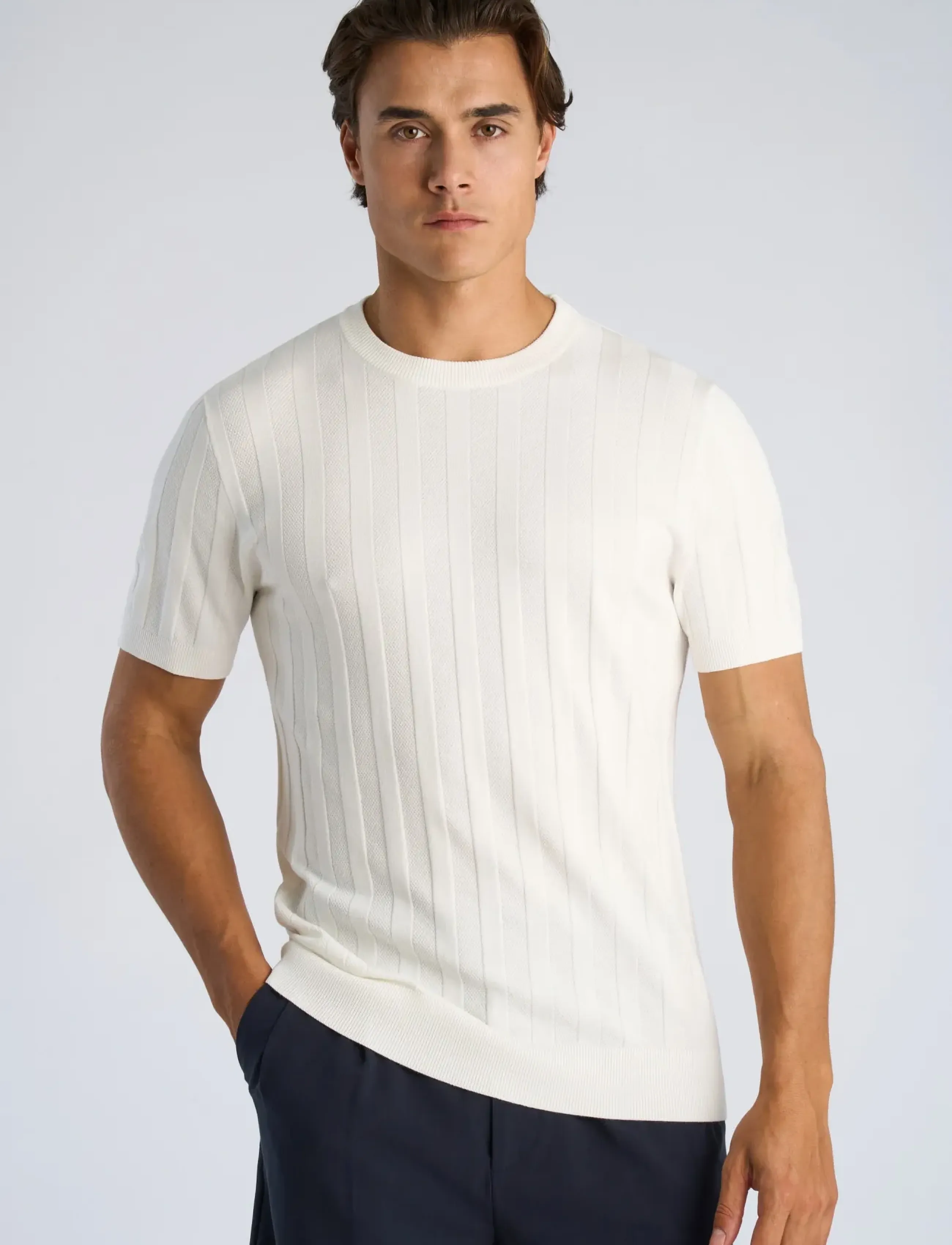 Lindbergh - Knitted crew neck t-shirt - kortærmede t-shirts - salt white - 3