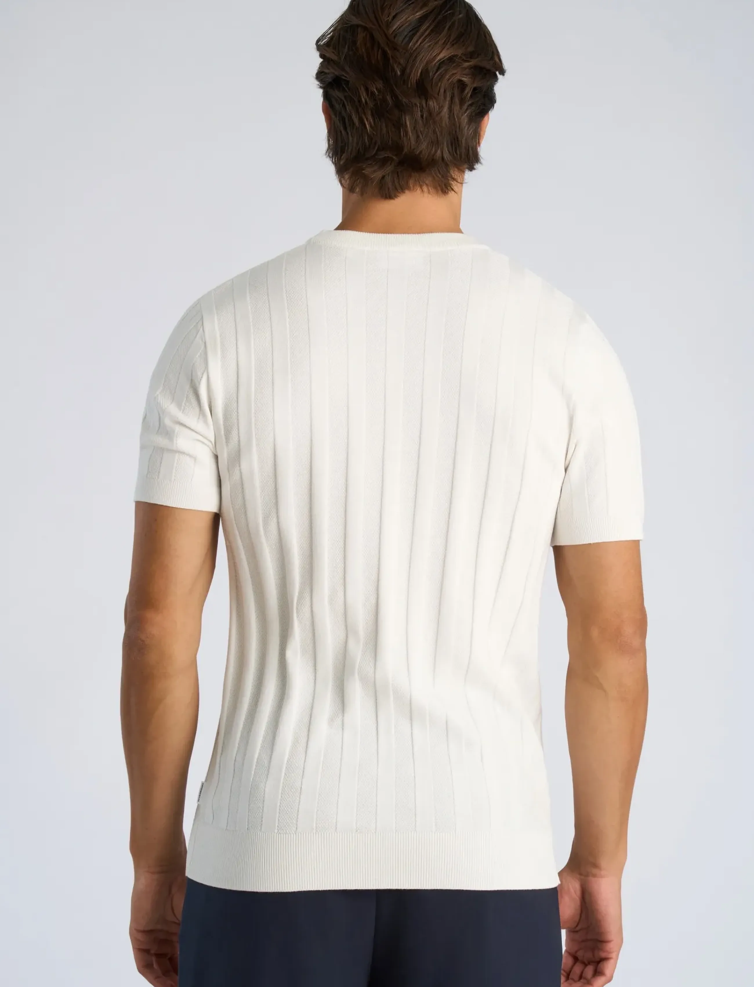 Lindbergh - Knitted crew neck t-shirt - kortærmede t-shirts - salt white - 4