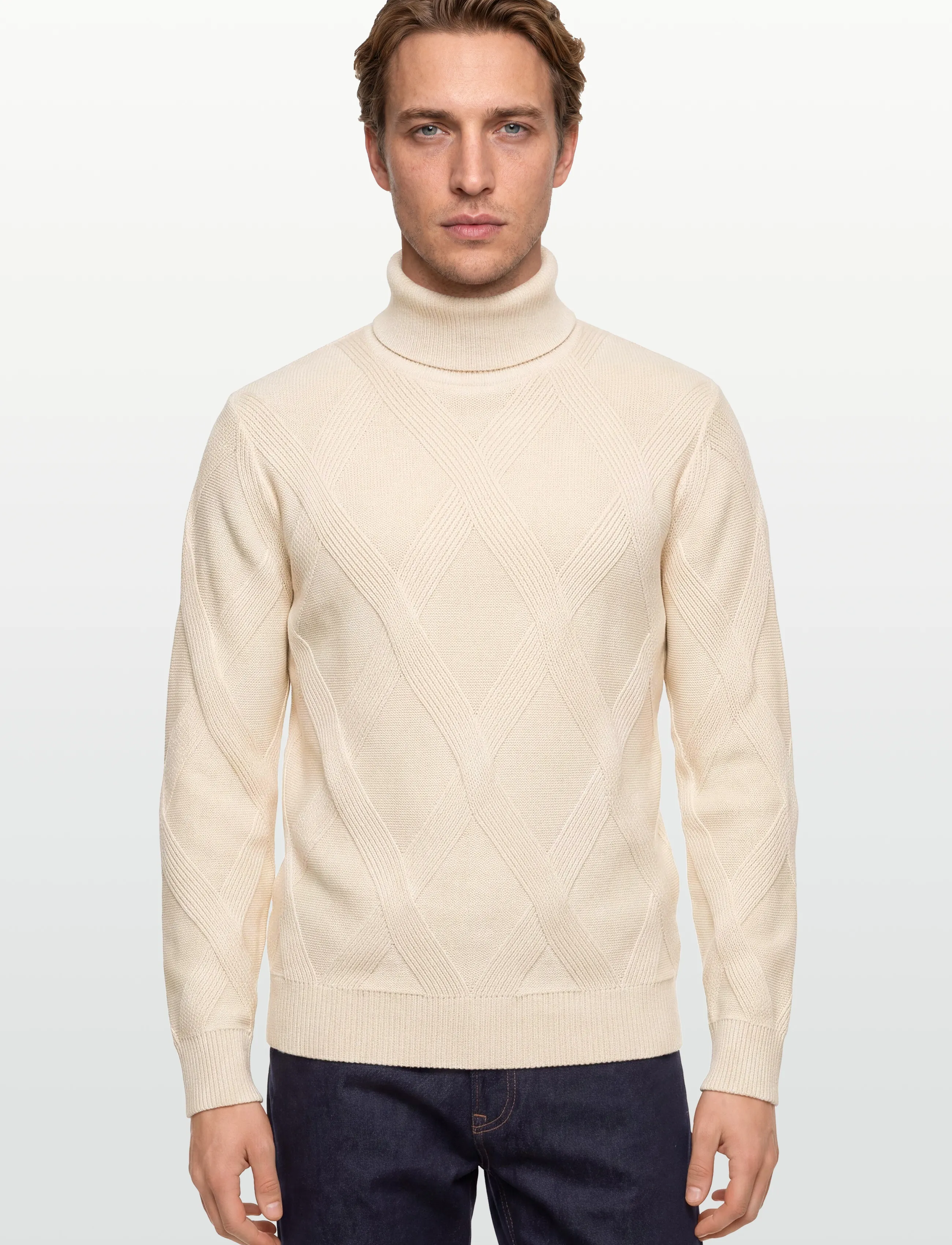 Lindbergh - Rolled neck structure knit - rullekraver - off white - 3