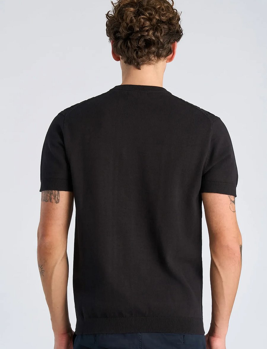 Lindbergh - Knitted S/S o-neck tee - gestrickte polohemden - black - 4