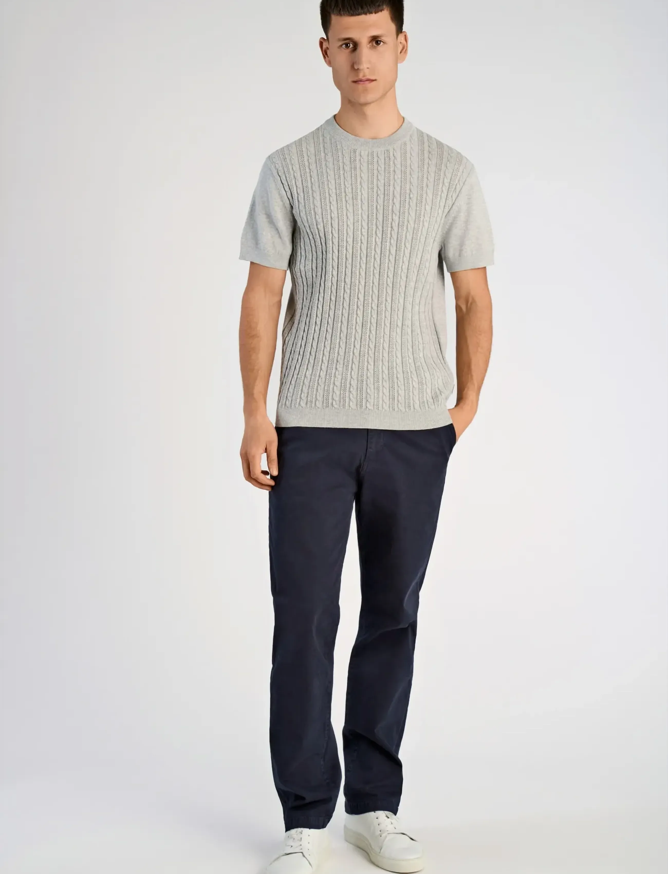 Lindbergh Knitted S/S o-neck tee - Strickmode - GREY MEL / grey