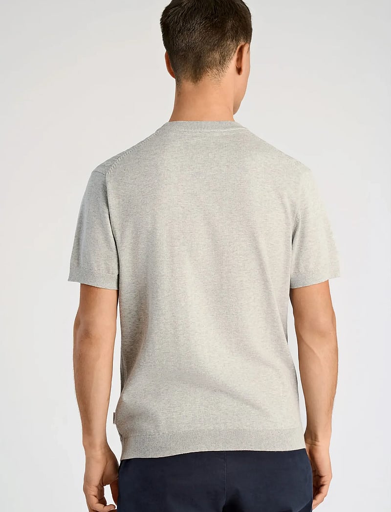 Lindbergh - Knitted S/S o-neck tee - polostrik - grey mel - 4