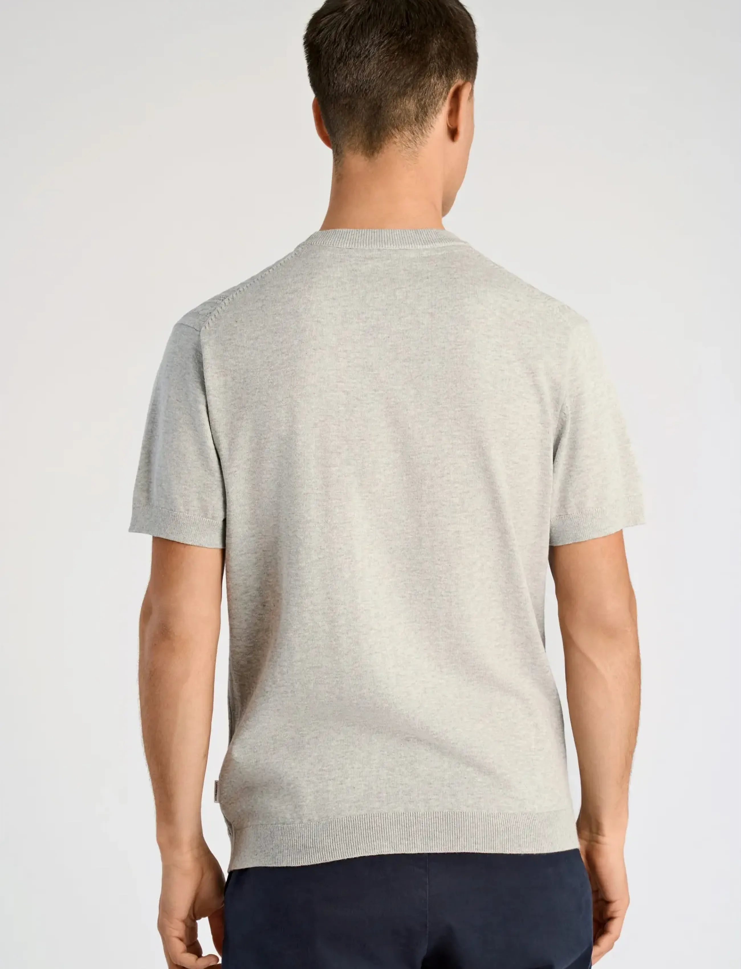 Lindbergh - Knitted S/S o-neck tee - knitted polos - grey mel - 4