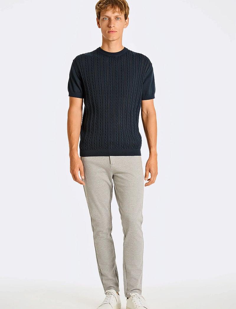 Lindbergh - Knitted S/S o-neck tee - kootud polosärgid - navy - 4