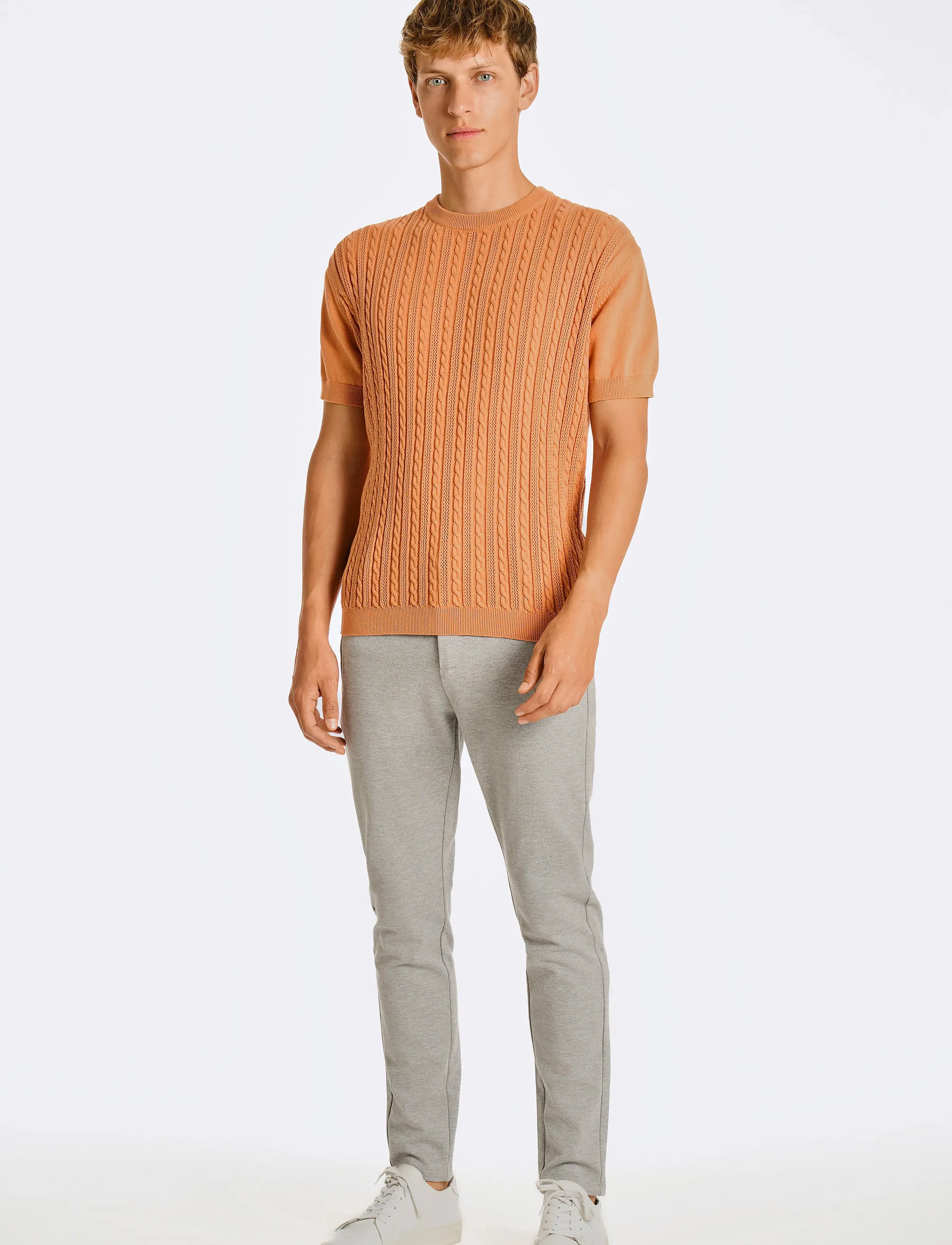 Lindbergh - Knitted S/S o-neck tee - polostrik - peach - 4