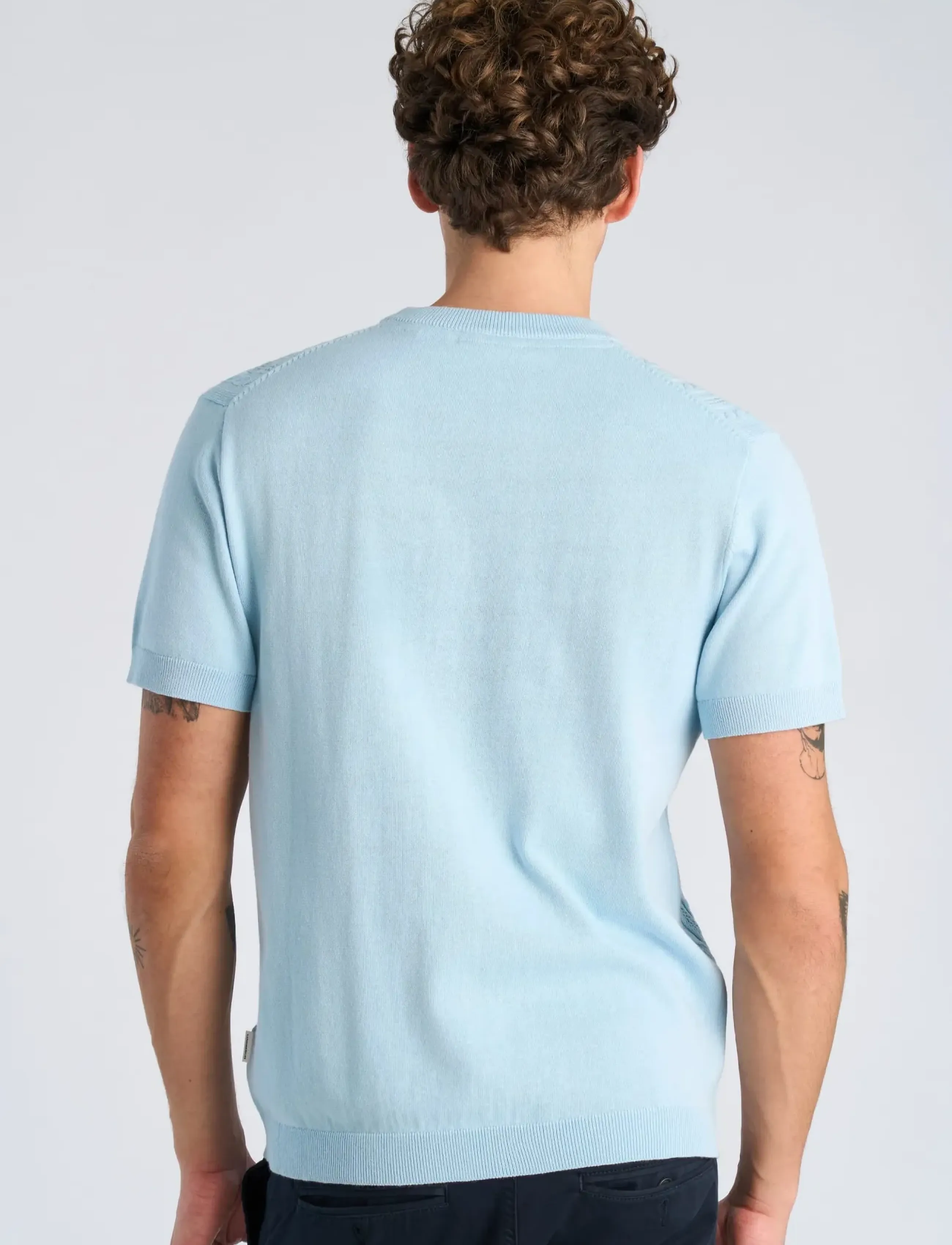 Lindbergh - Knitted S/S o-neck tee - knitted polos - sky blue - 4