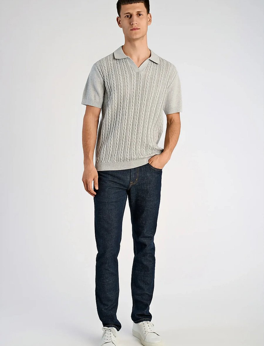 Lindbergh - Knitted S/S cable v-neck polo - knitted polos - grey mel - 0