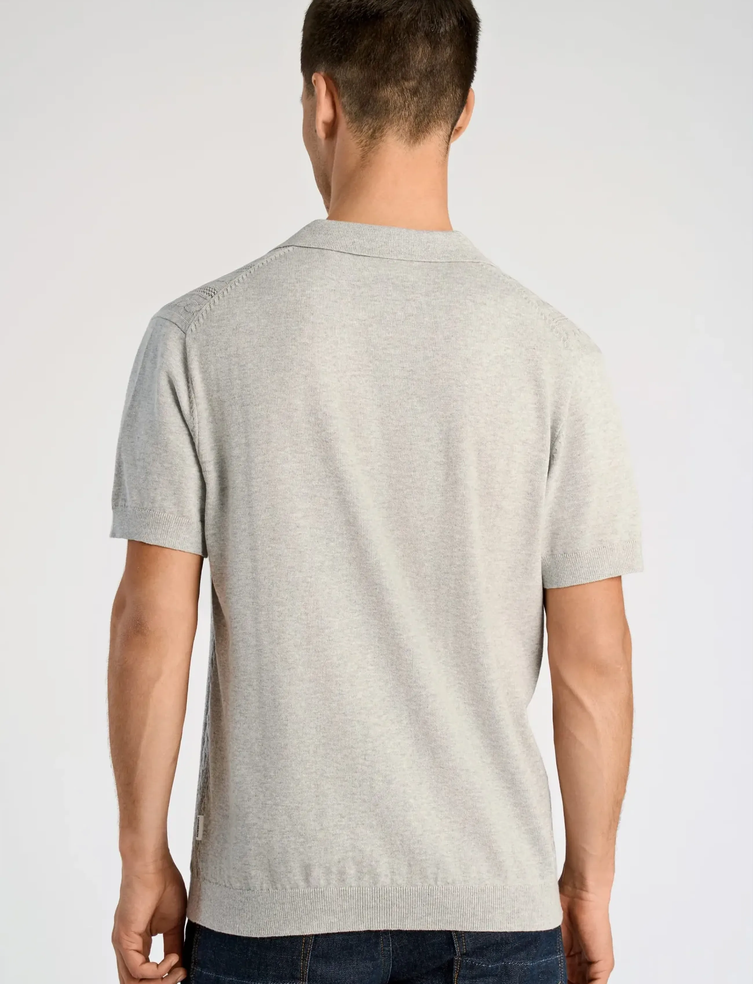Knitted S/S Cable V-Neck Polo 3