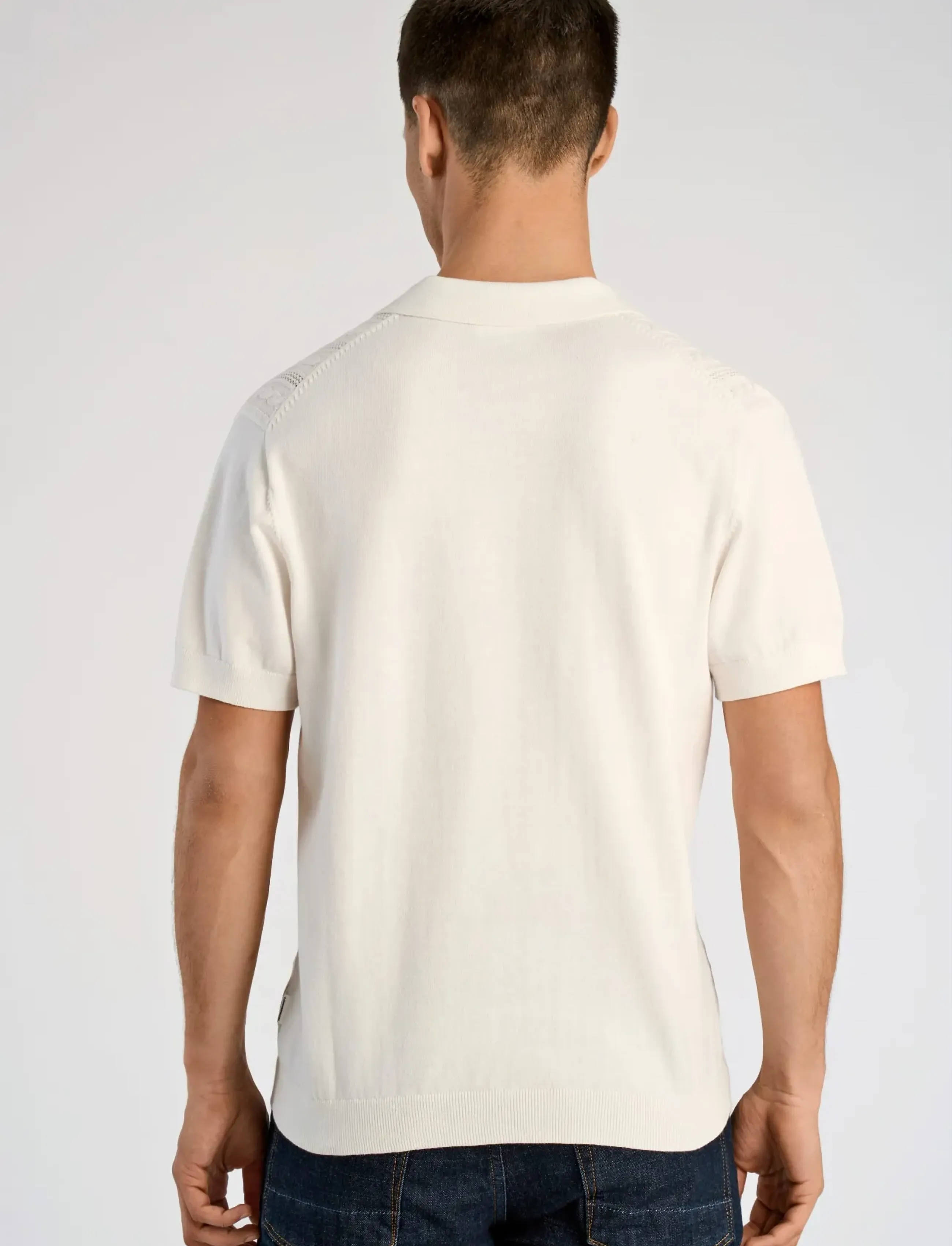 Knitted S/S Cable V-Neck Polo 3