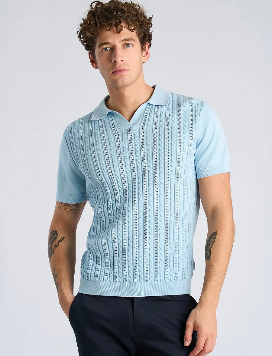 Lindbergh - Knitted S/S cable v-neck polo - polostrik - sky blue - 3