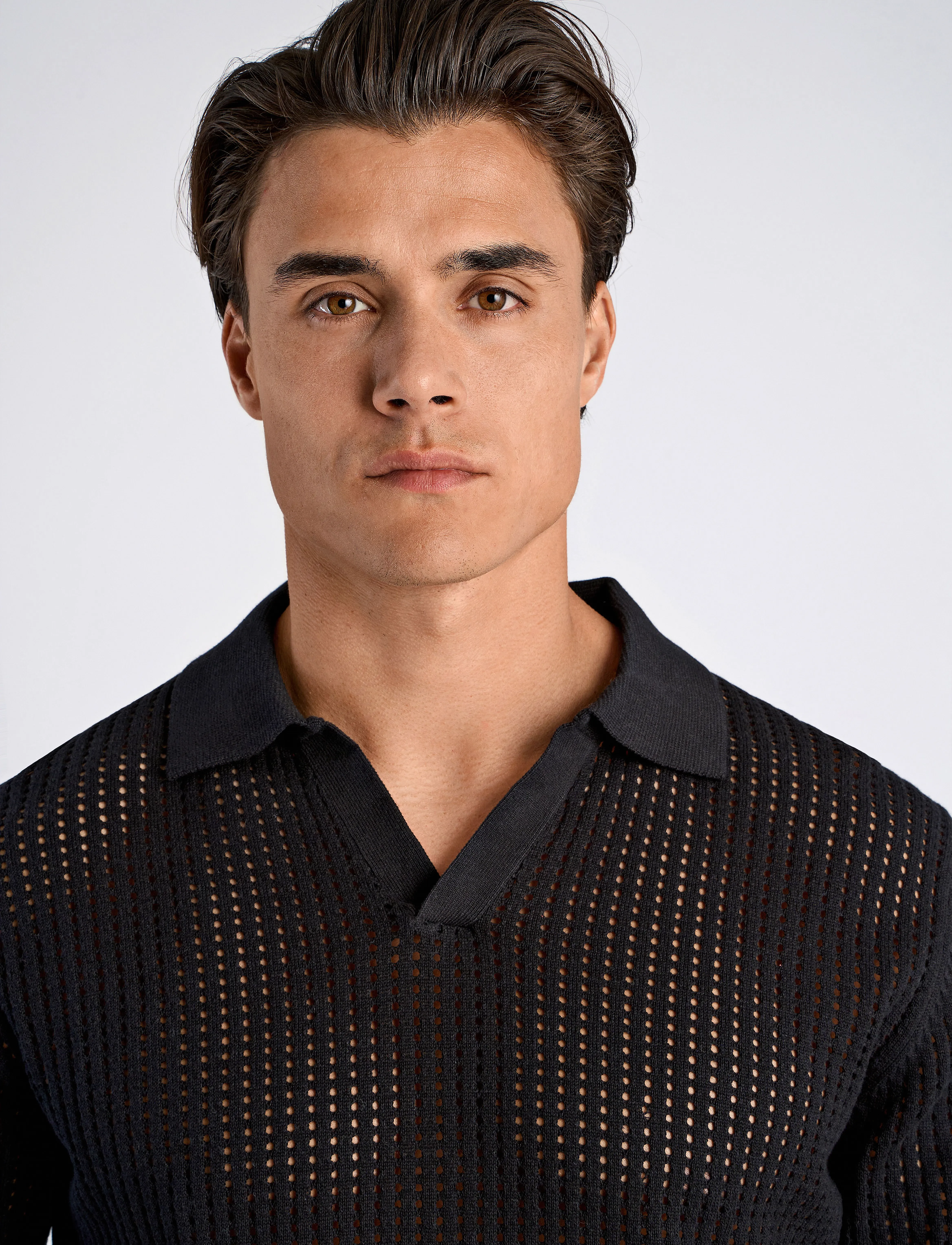 Lindbergh - Crochet knit L/S v-neck polo - polostrik - black - 5
