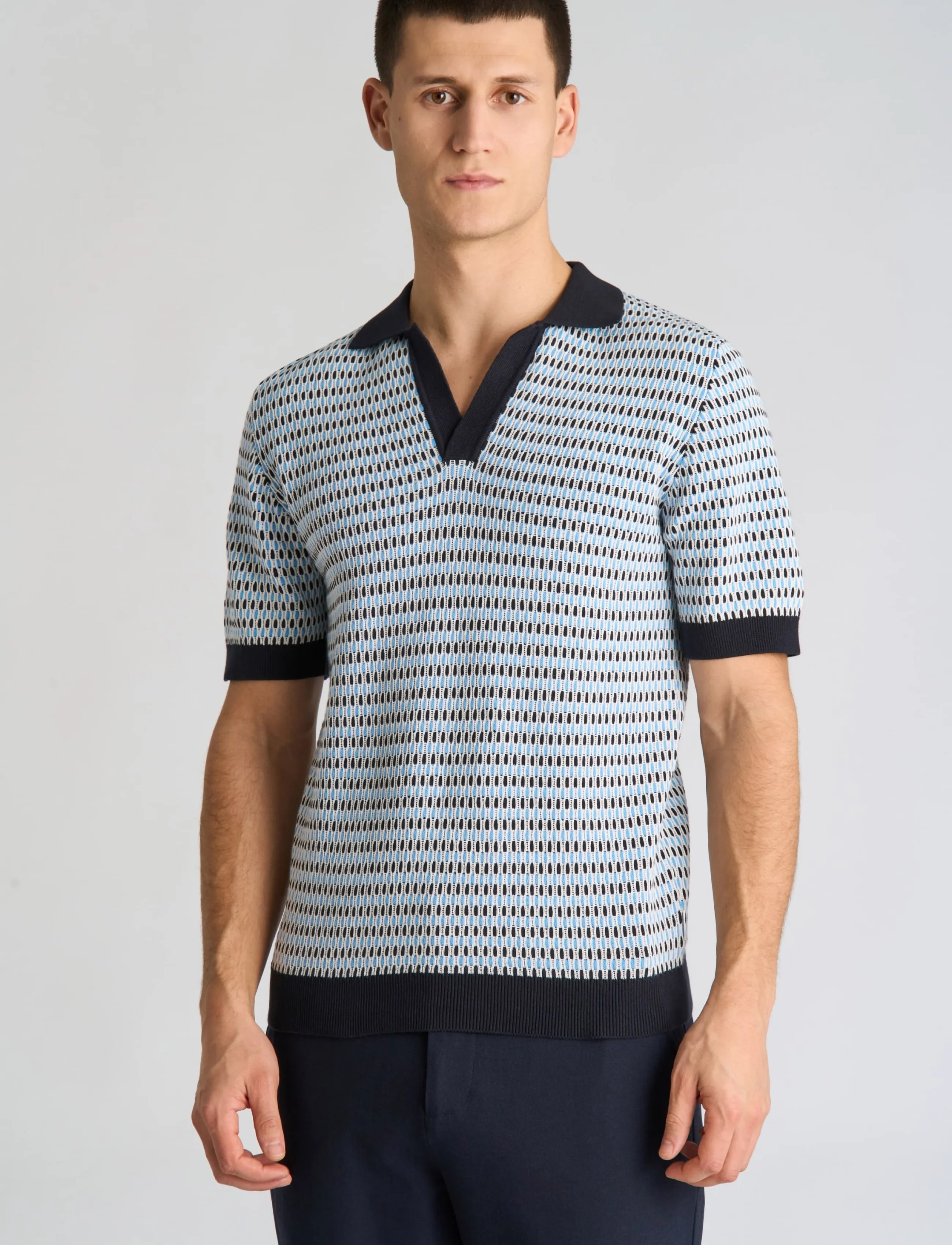 Jacquard S/S V-Neck Polo 2