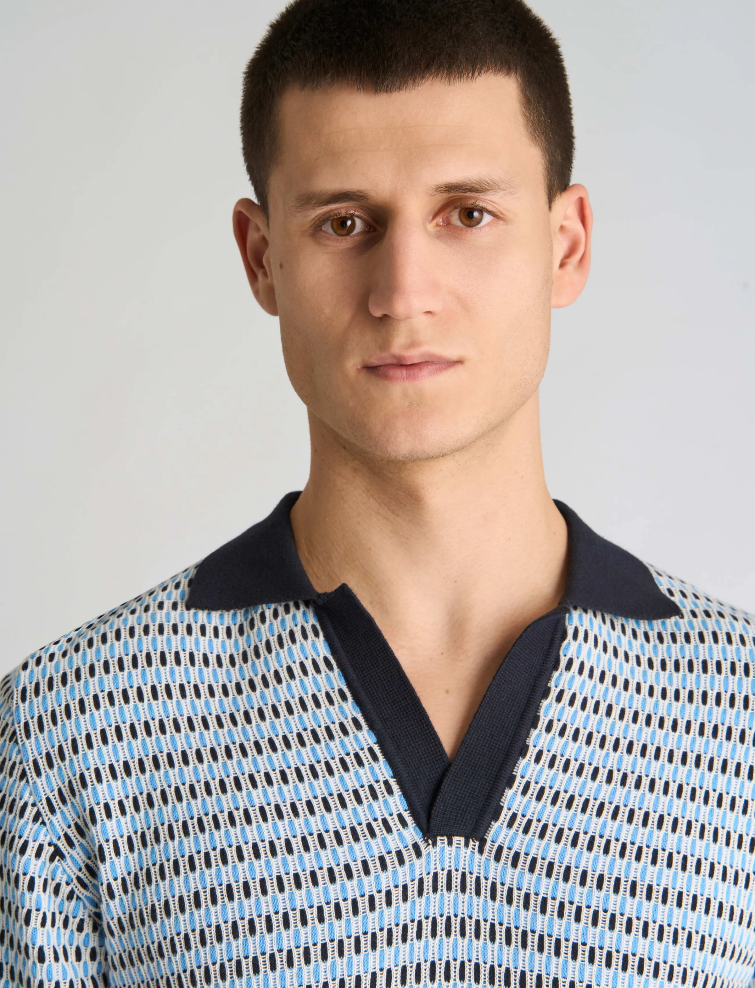 Jacquard S/S V-Neck Polo 4