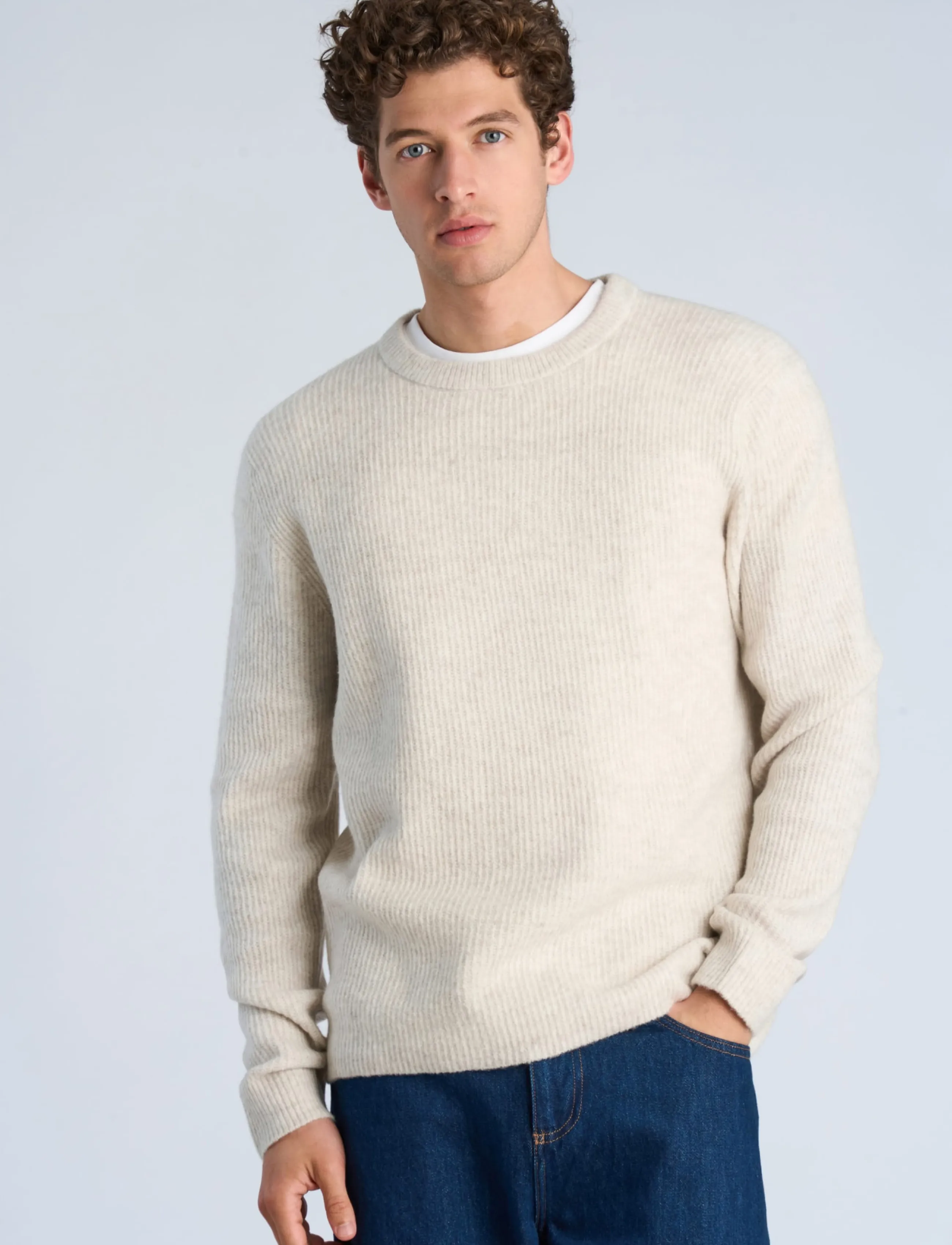 Lindbergh Rib Knitted L/S O-Neck Sweater stickade tröjor herr – bild 2