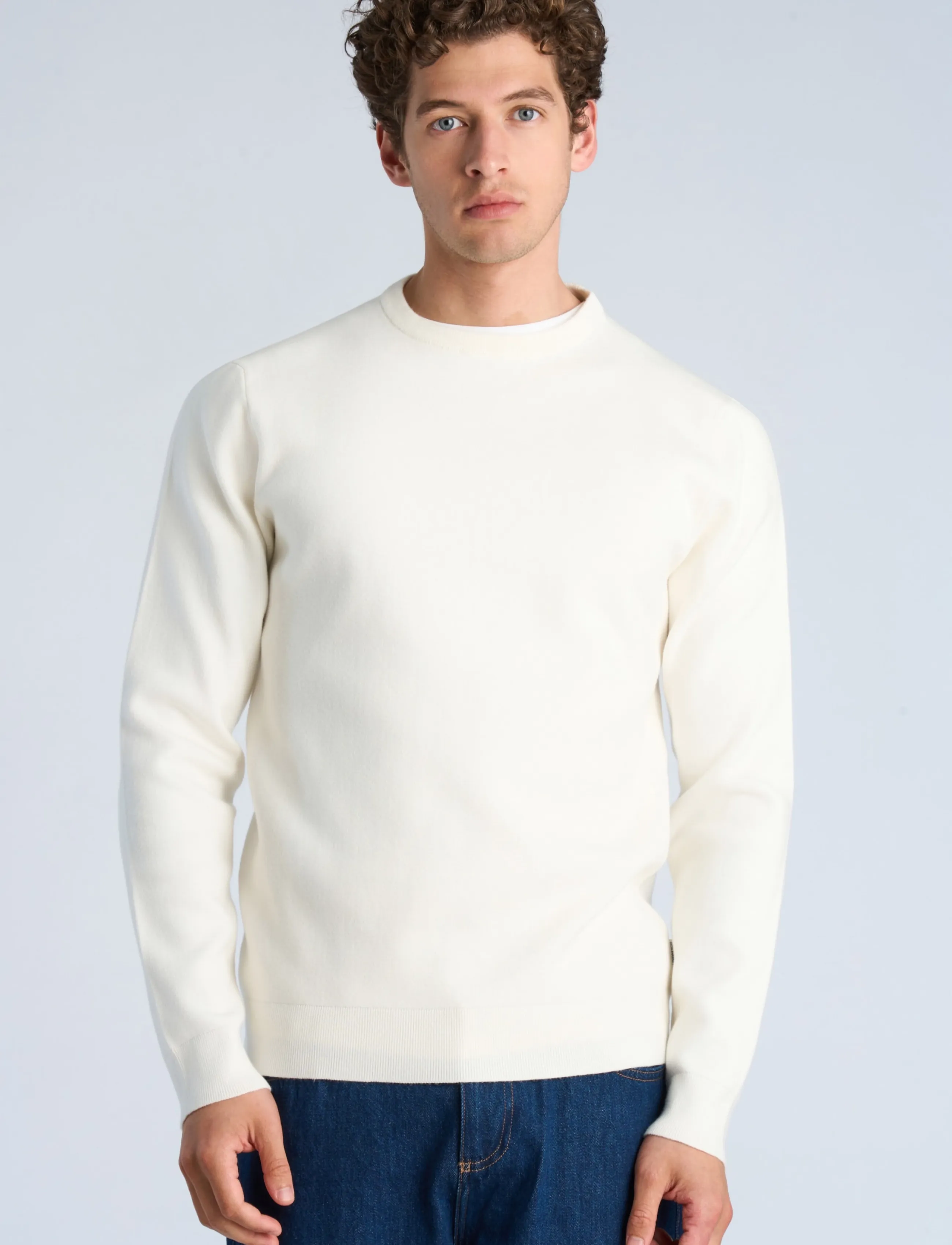 Lindbergh Ecovero O-Neck Knit stickade tröjor herr – bild 2